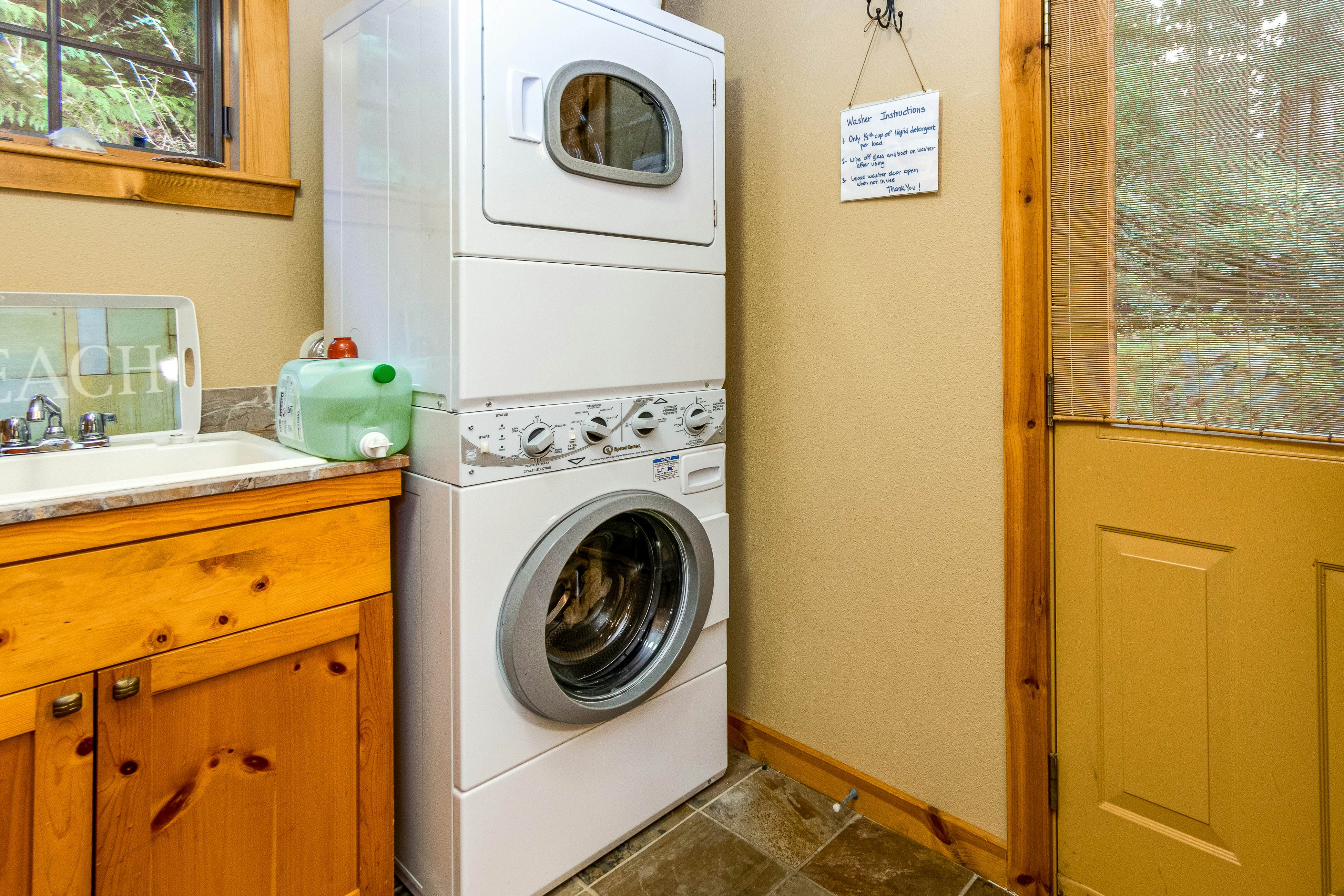 Cozy Cabin - MCA 1356