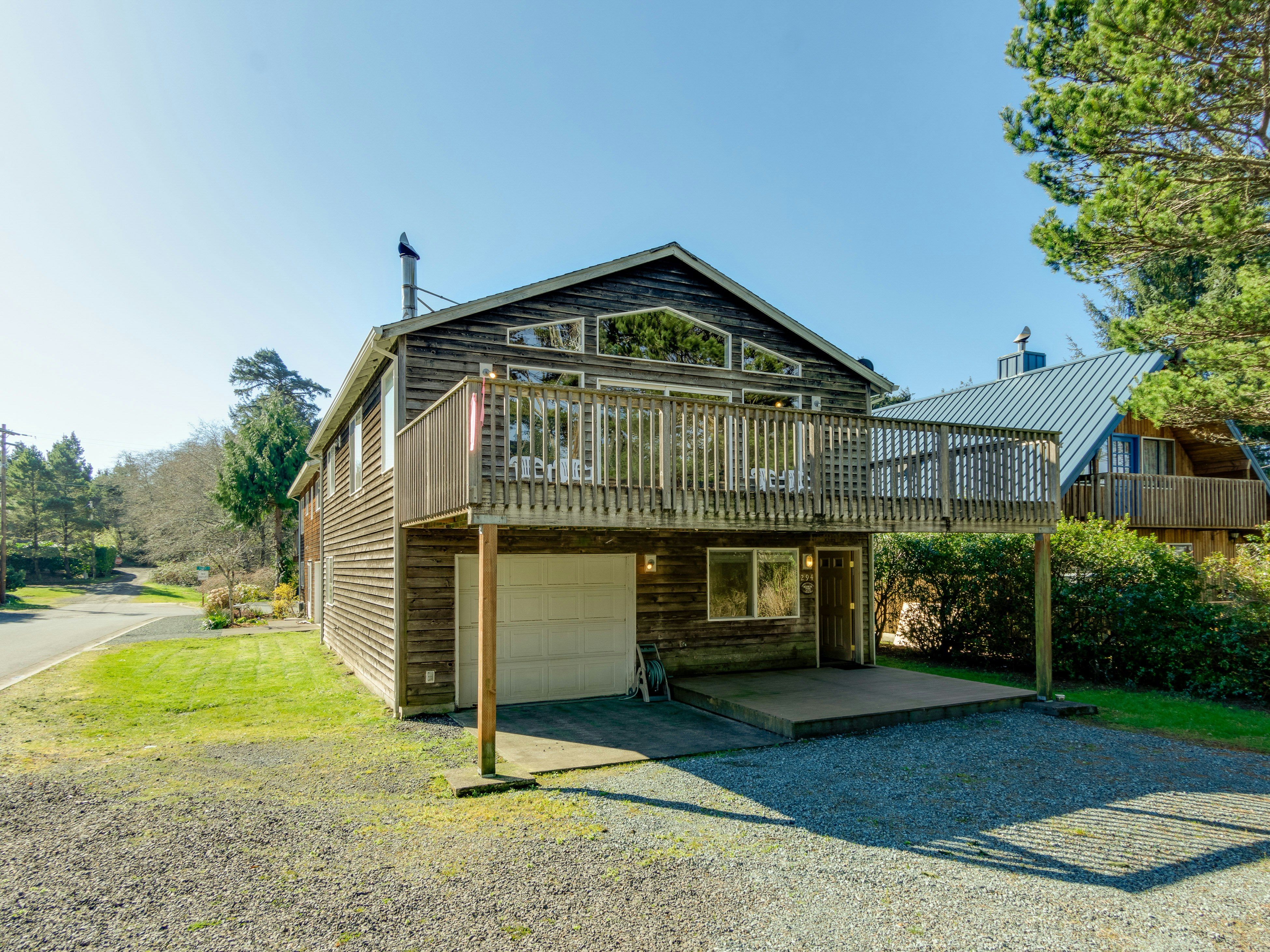 Beeswax Park - MCA 107