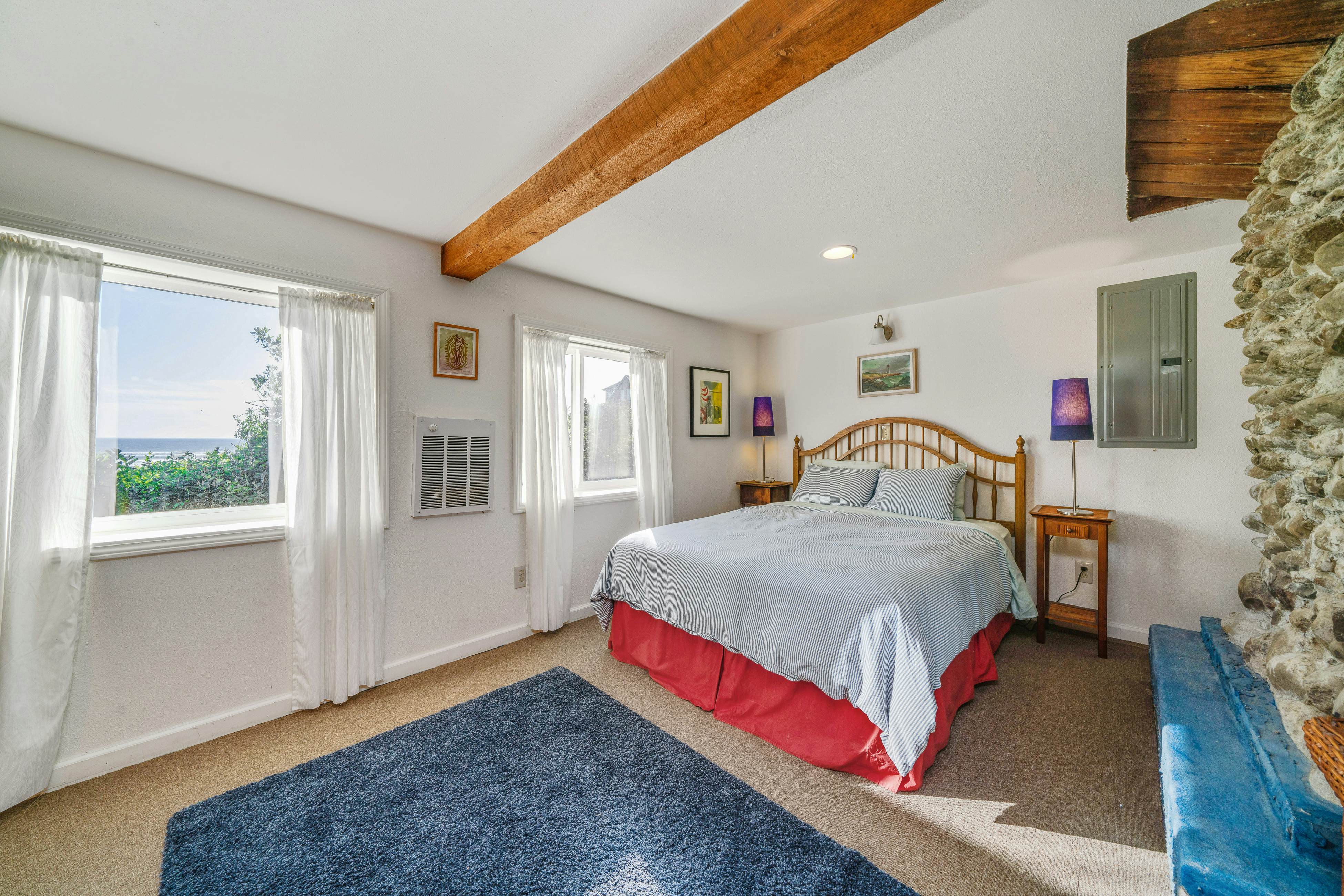 Beach House 3 BD Manzanita, OR Vacation Rental Vacasa