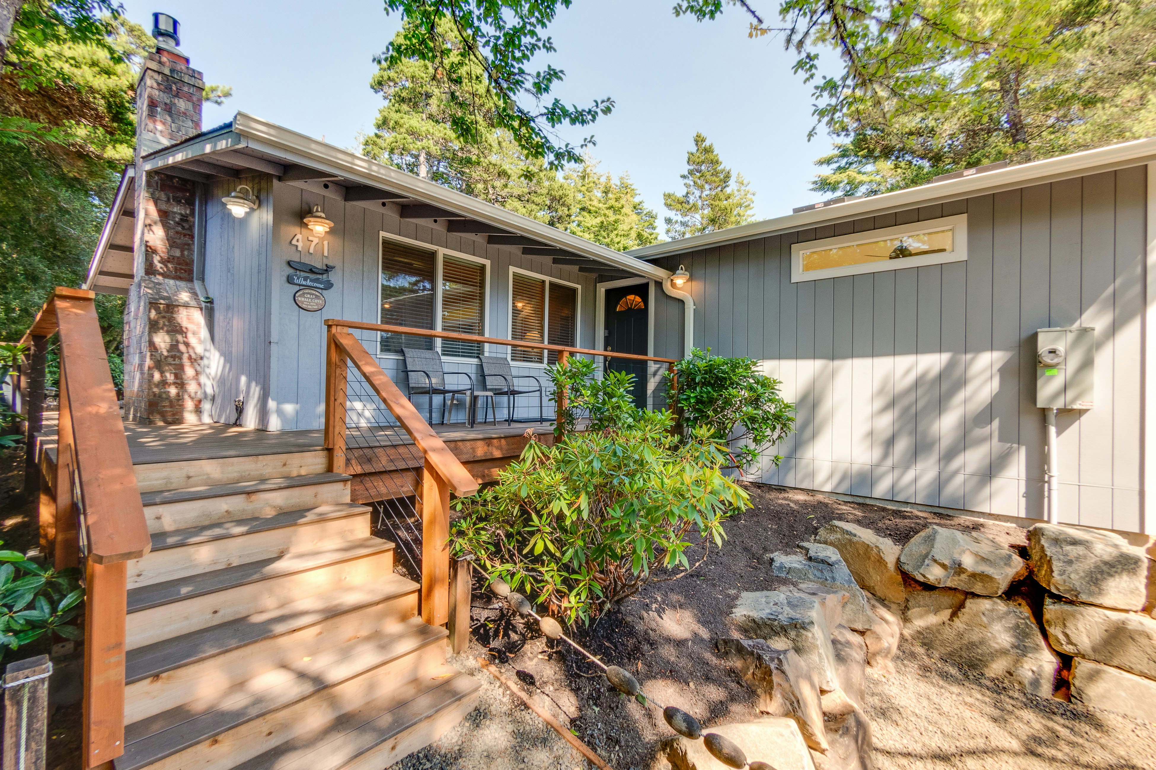 Gray Whale Cove  - MCA 935