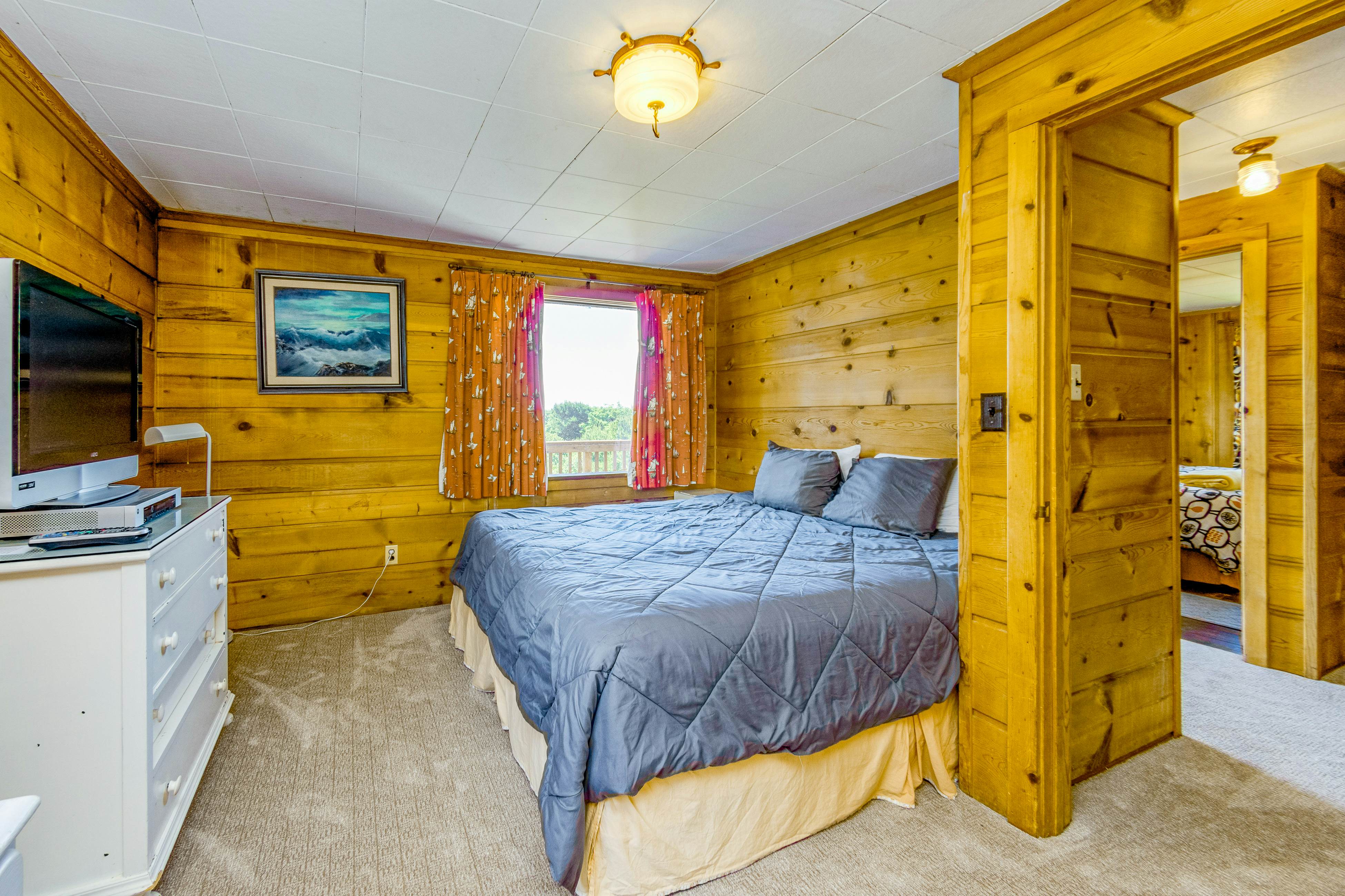 McKinnon's Beach House 4 BD Rockaway Beach, OR Vacation Rental Vacasa