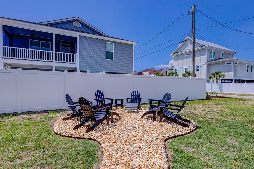 Cherry On The Grove Condo - North Myrtle Beach, SC