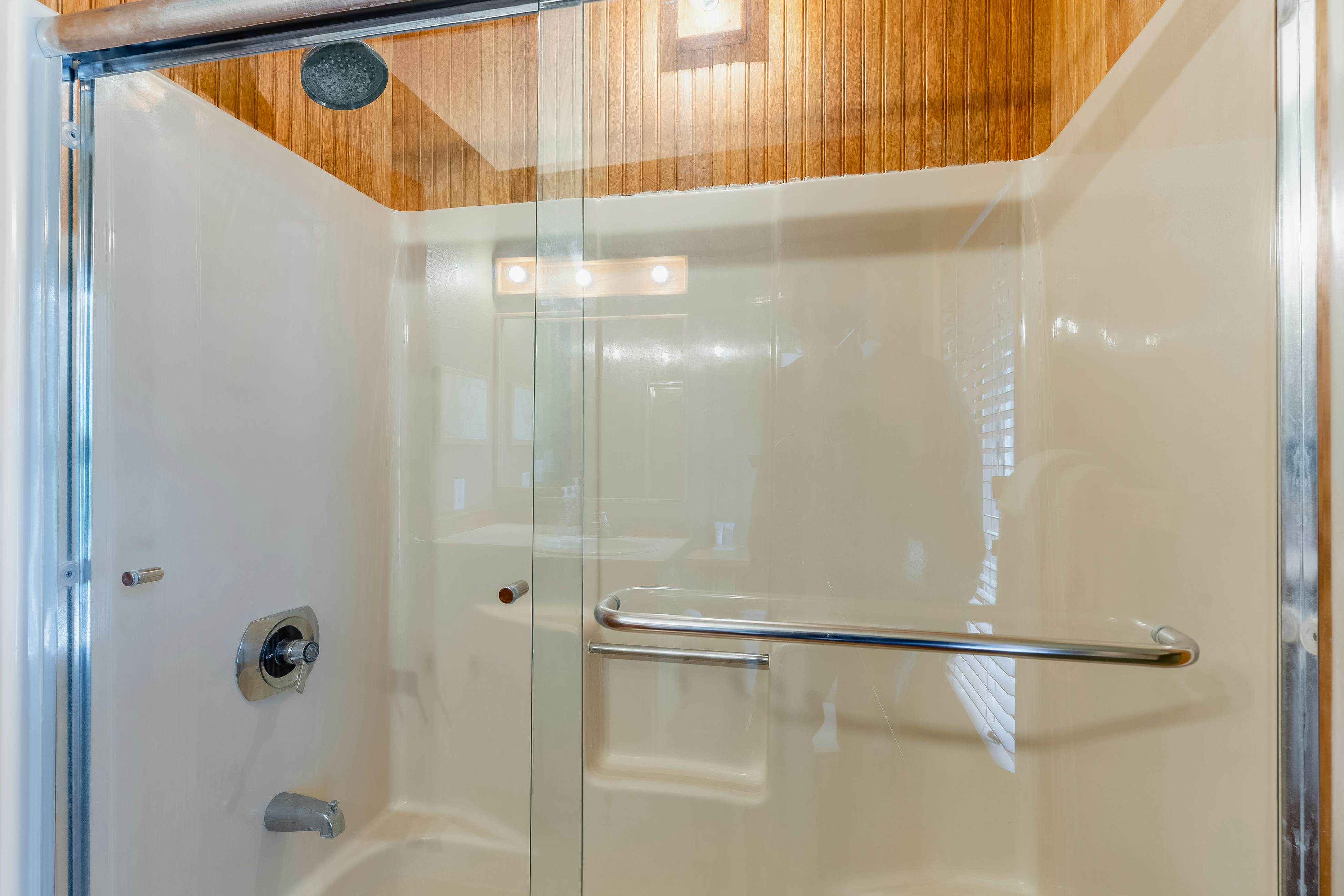 Big Mountain Getaway with Trail/Slope Access