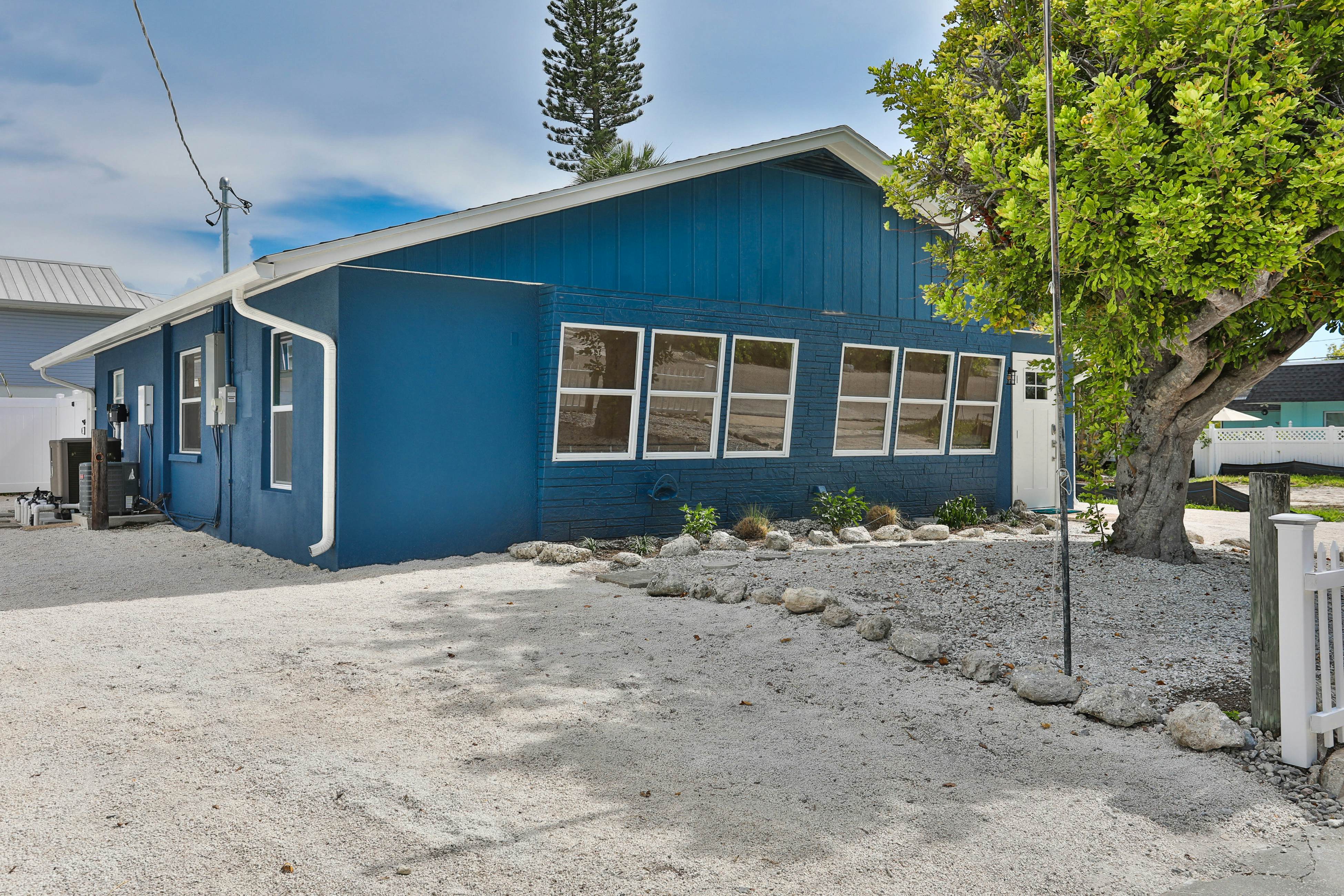 Sea Salt & Sunny Days