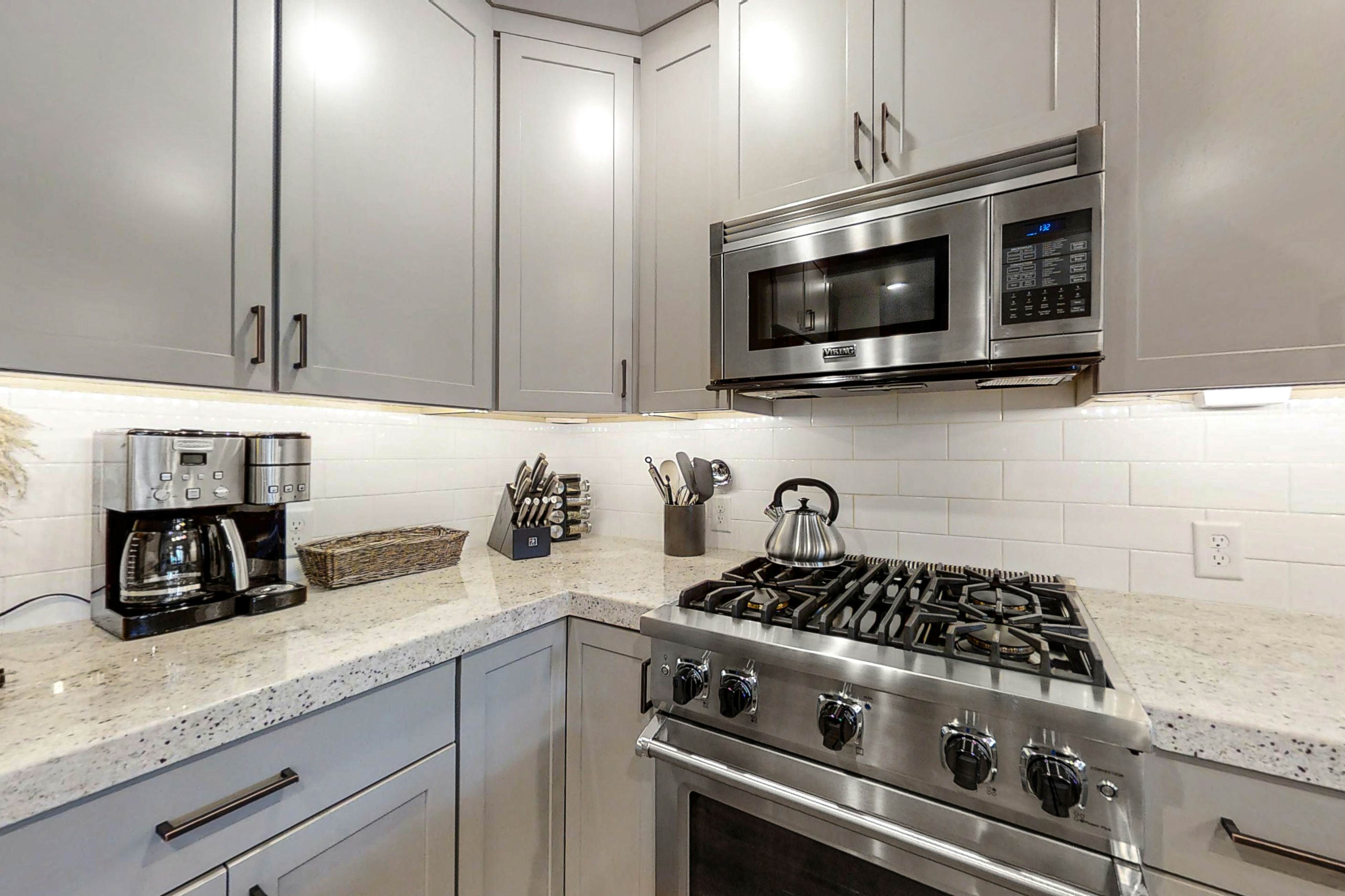 Blackstone Paradise 1B