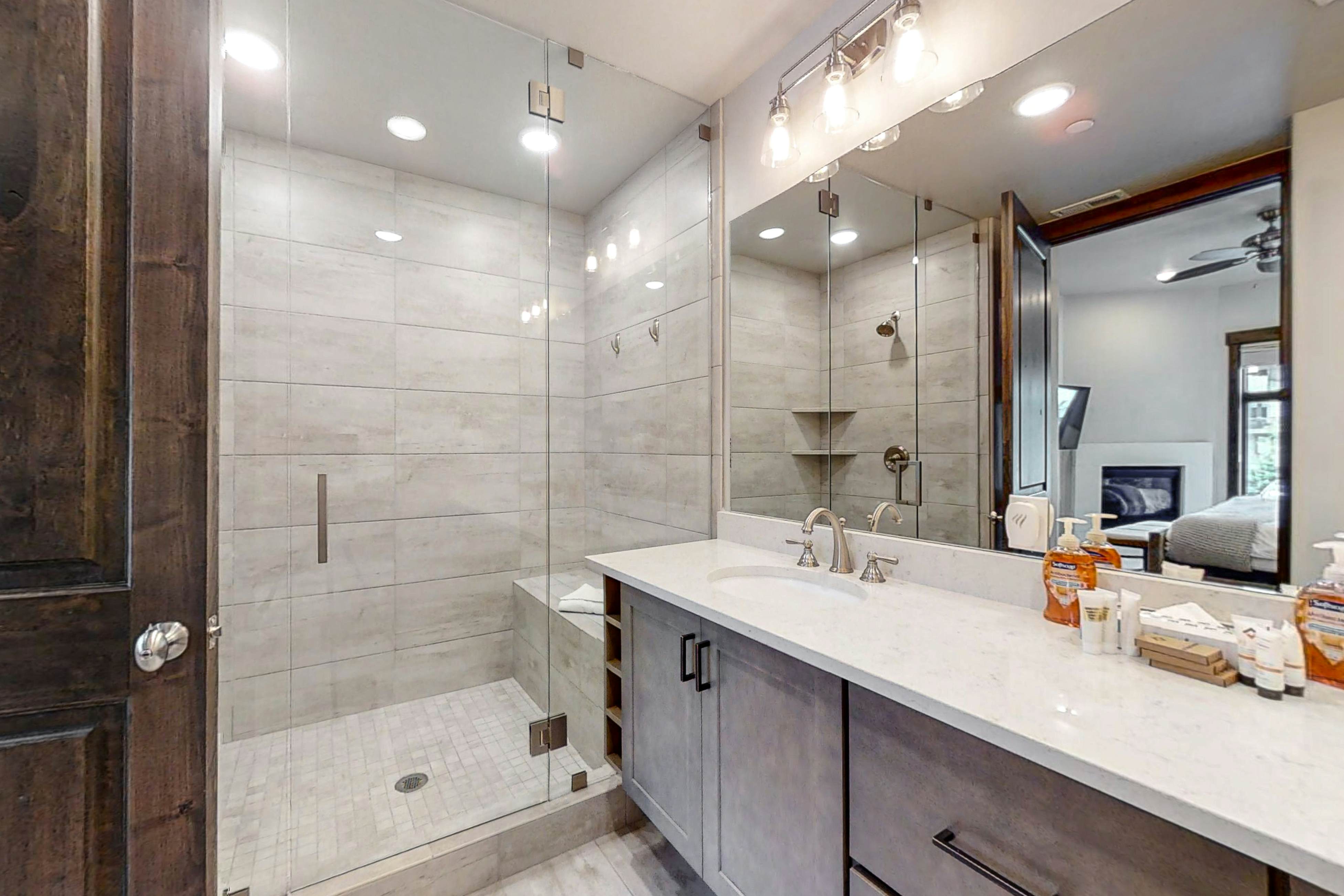 Blackstone Paradise 1B