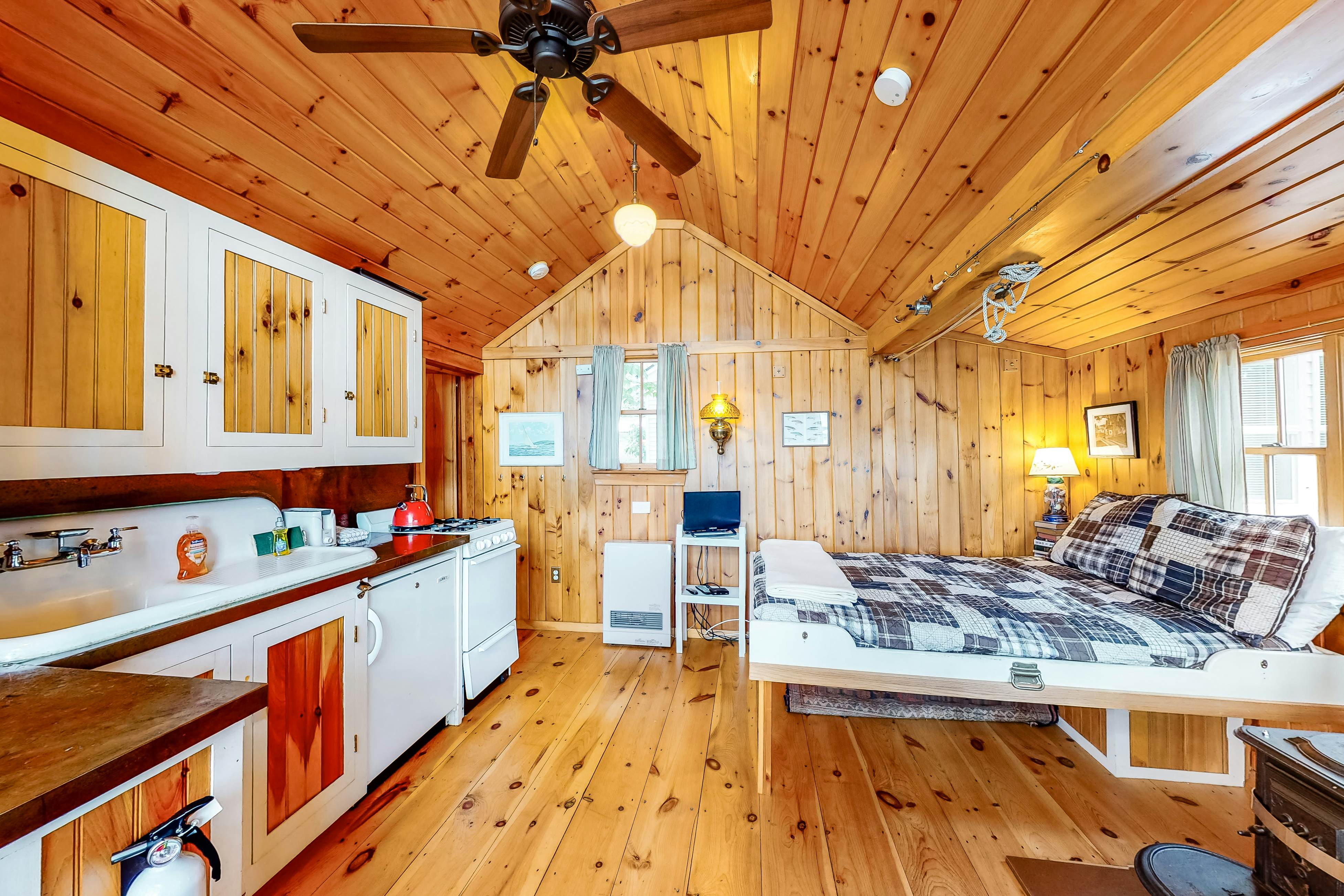 Wellhouse Cottage 0 BD Standish, ME Vacation Rental Vacasa