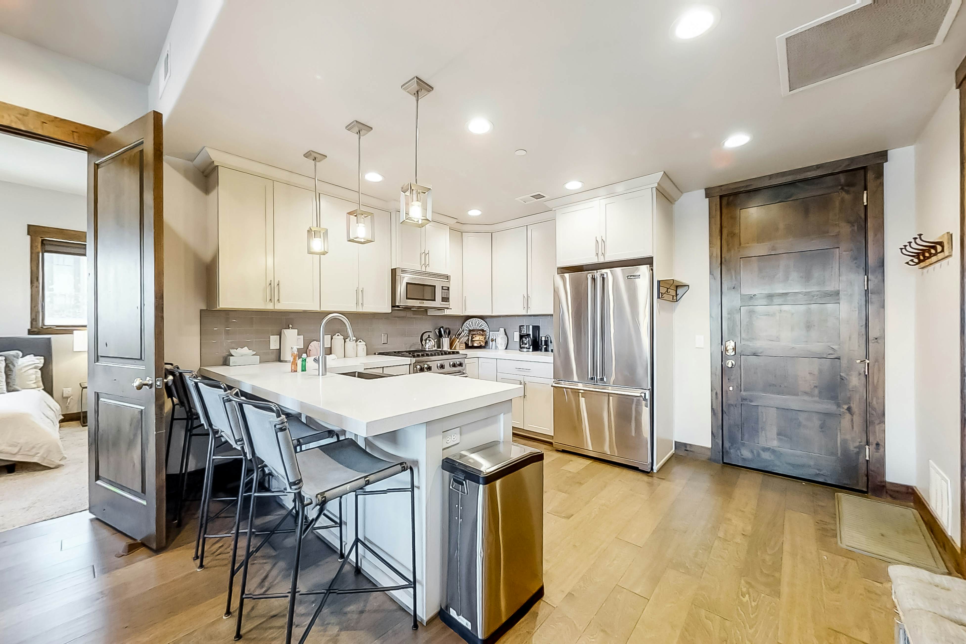 Blackstone Residence 1-B at Canyons Cabriolet Lift