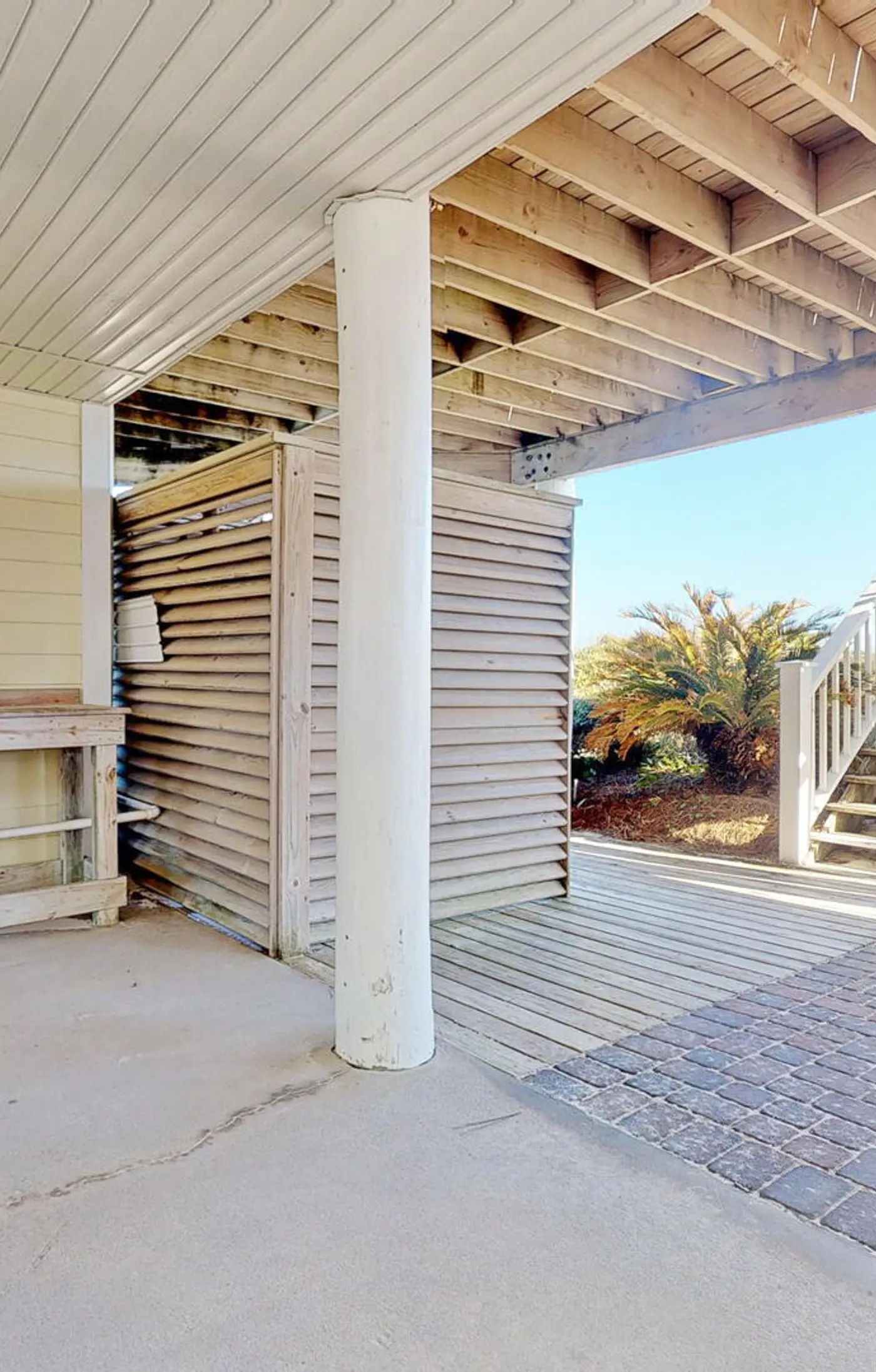 Barefoot Bungalow 5 BD St. Island, FL Vacation Rental Vacasa