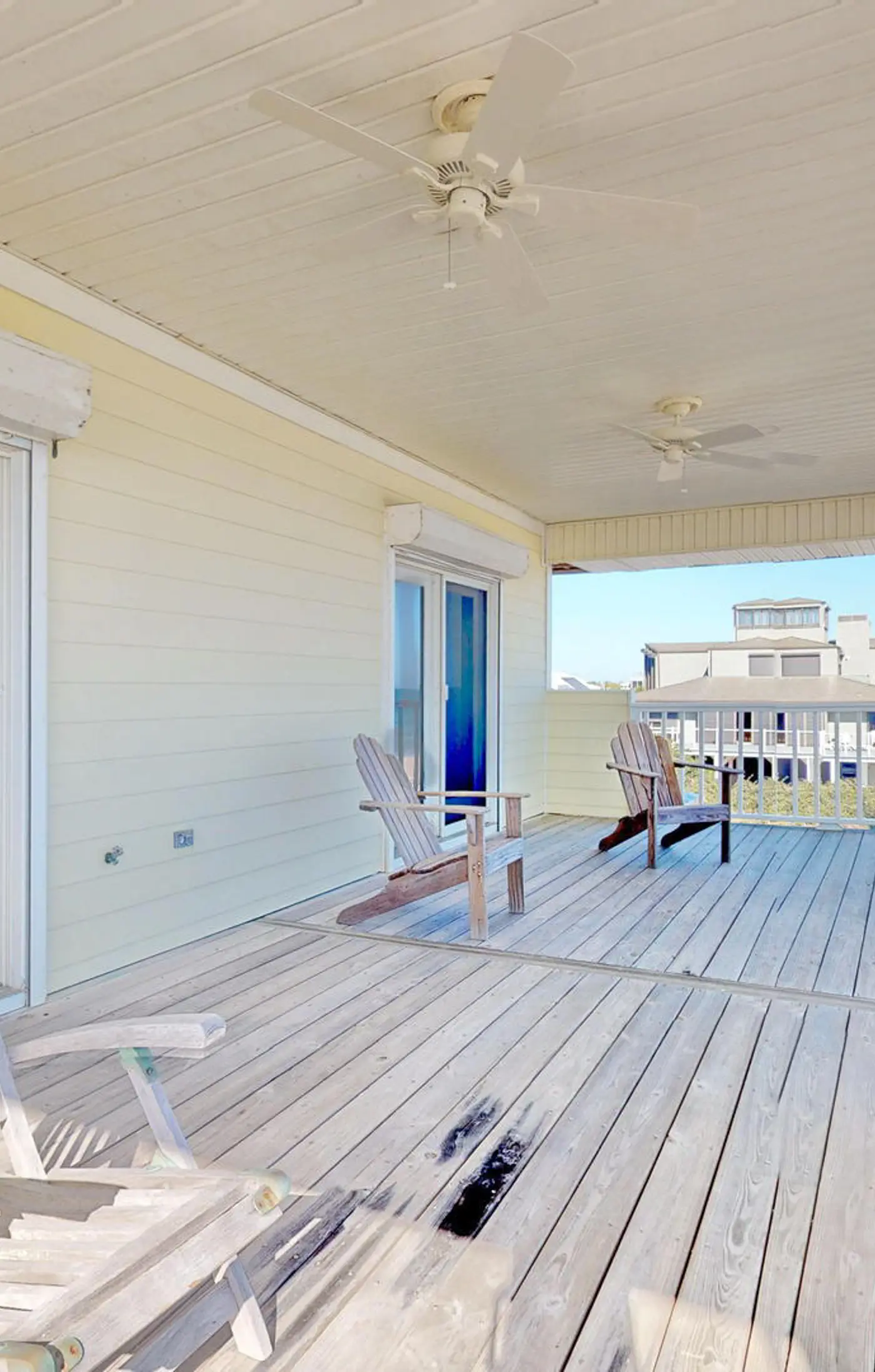 Barefoot Bungalow 5 BD St. Island, FL Vacation Rental Vacasa