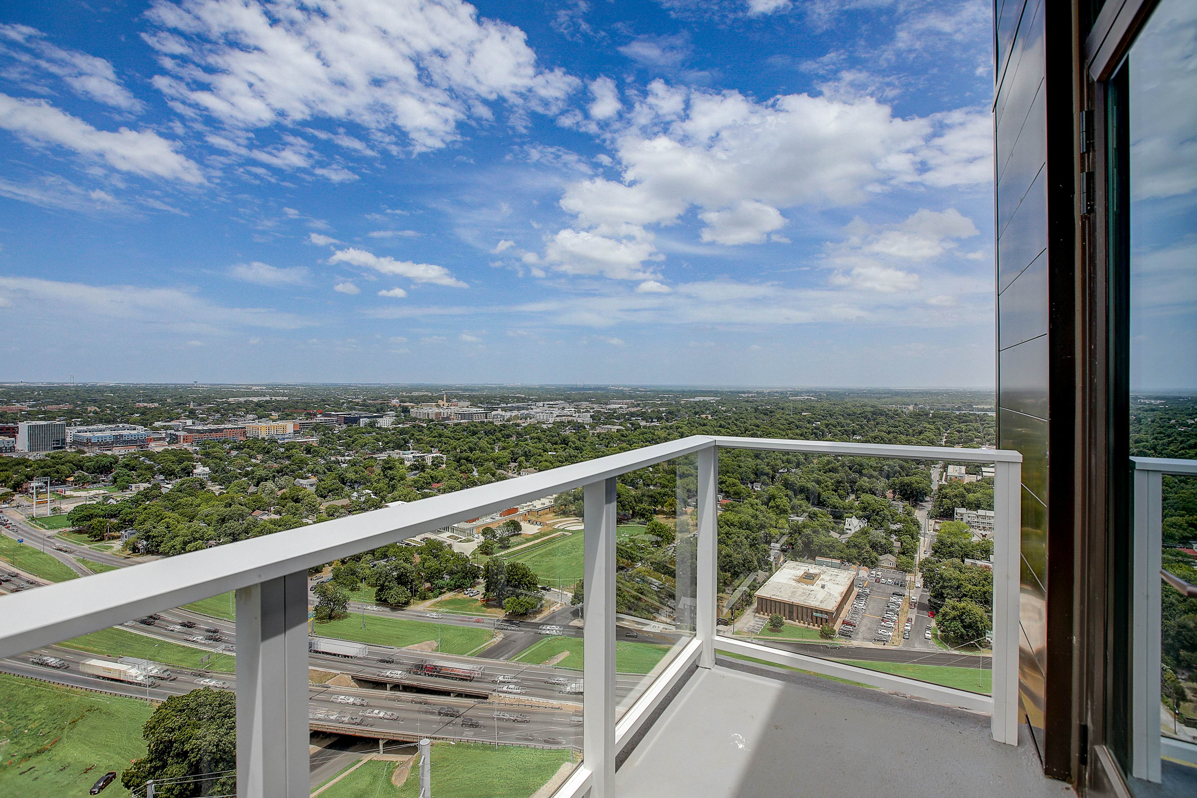 Natiivo Austin Cardinal