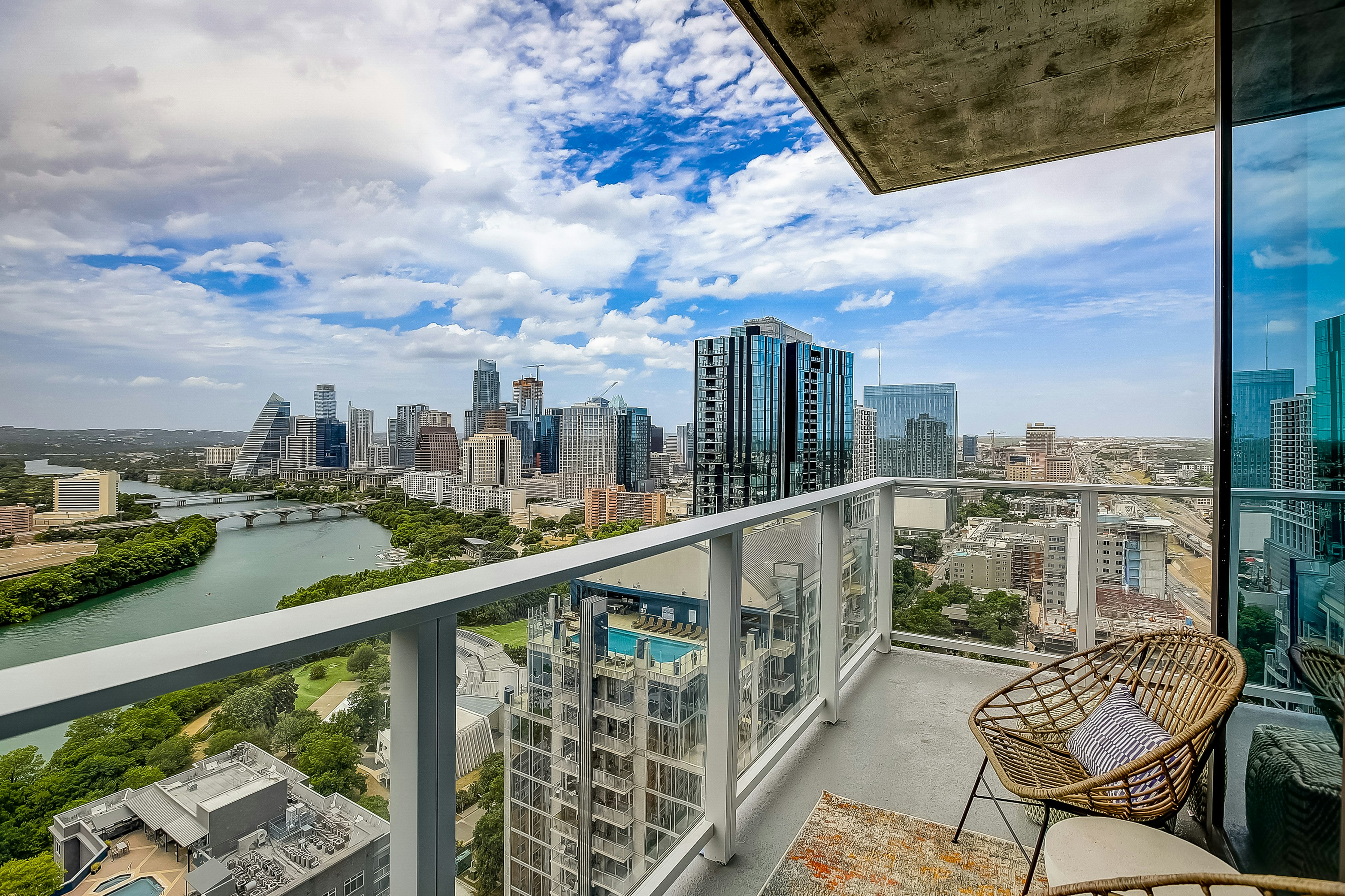 Natiivo Austin Penthouse - Panoramic summit