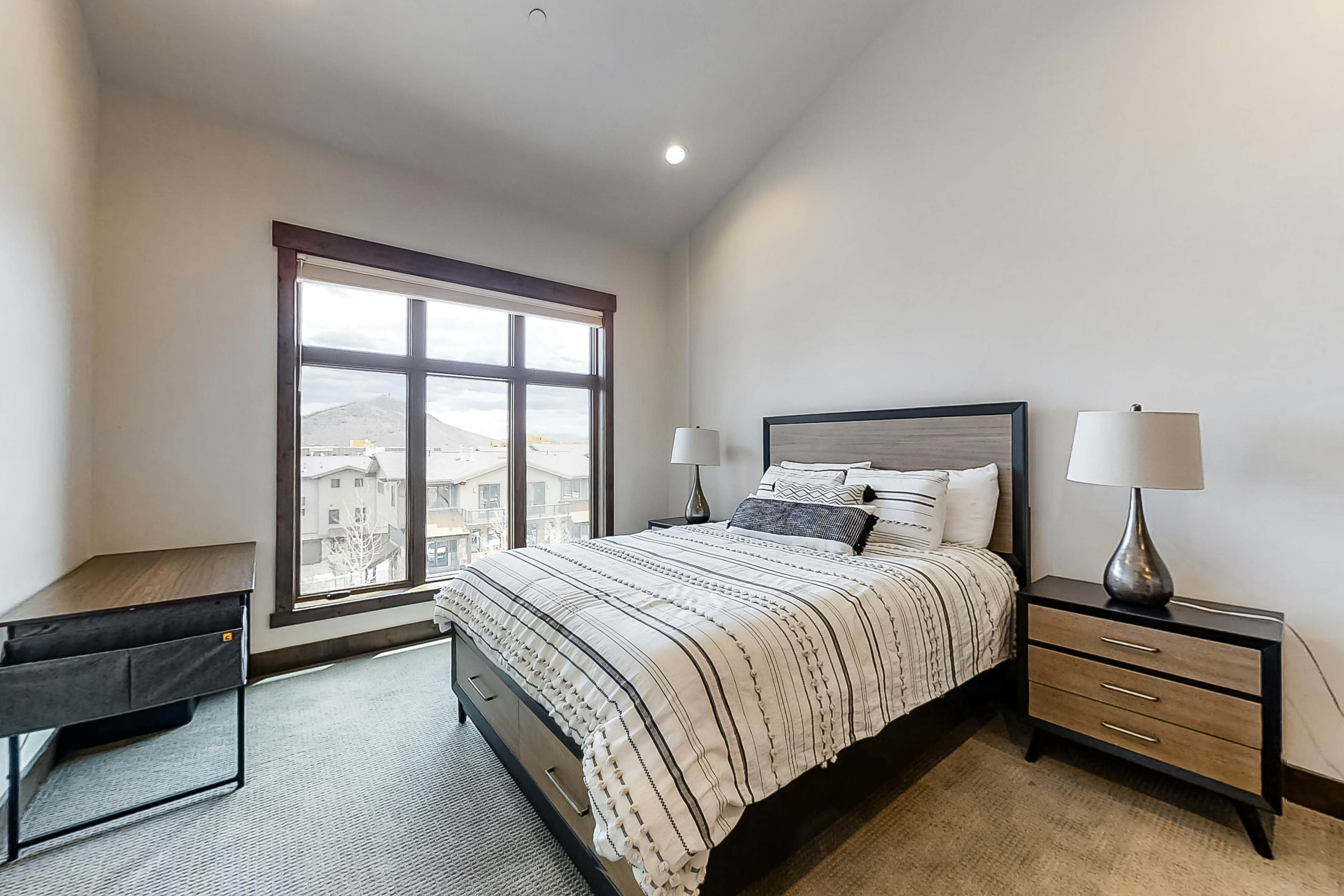 Blackstone Condos Unit 3H 2 BD Park City, UT Vacation Rental Vacasa
