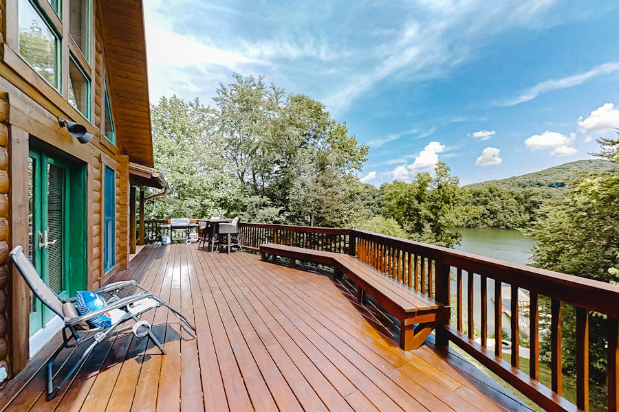 My Happy Place 4 BD New Tazewell, TN Vacation Rental Vacasa