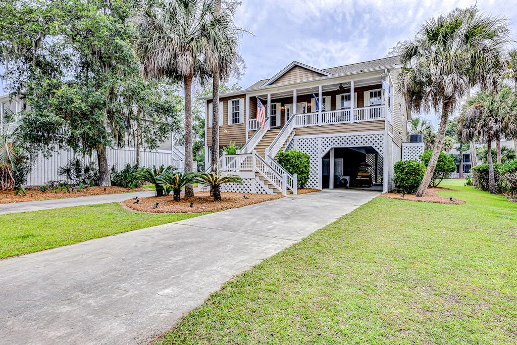 8 Gun Bluff — Edisto Beach, SC — vacation rental