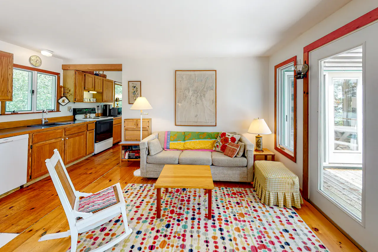 Sea Heather Cottage 2 BD Waldoboro, ME Vacation Rental Vacasa