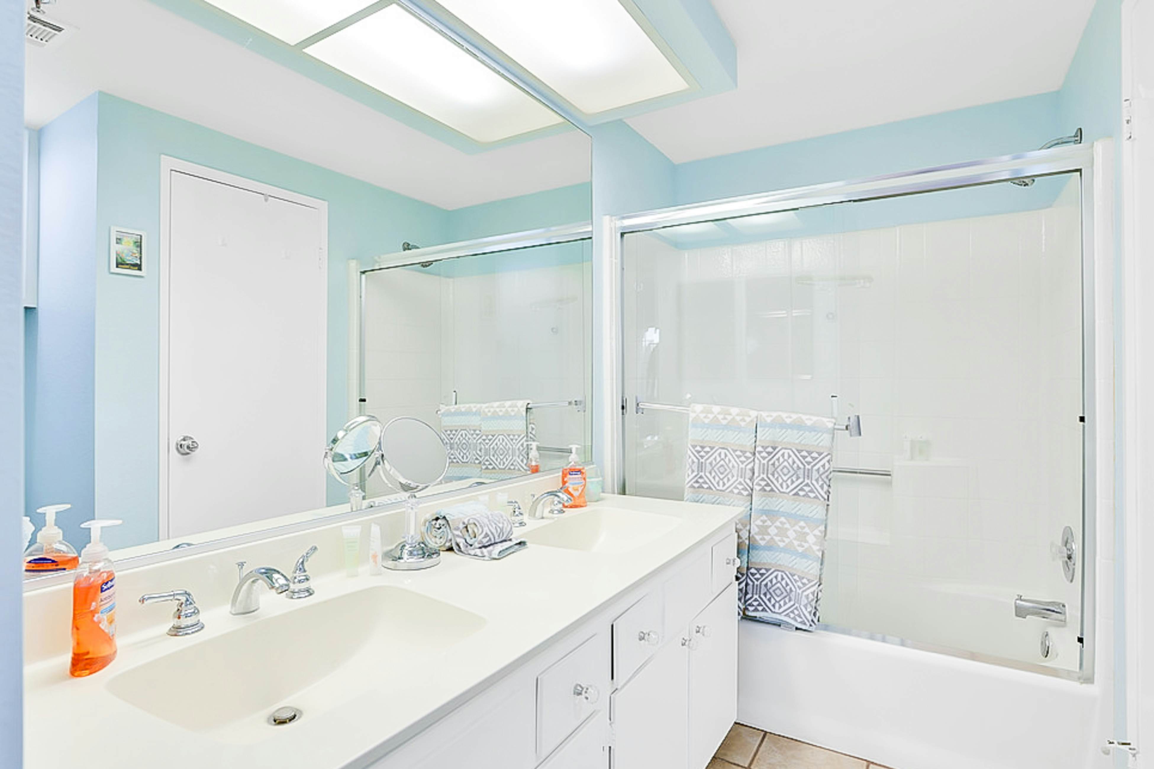 Esprit Vacation Condo 2 BD Palm Springs, CA Vacation Rental Vacasa