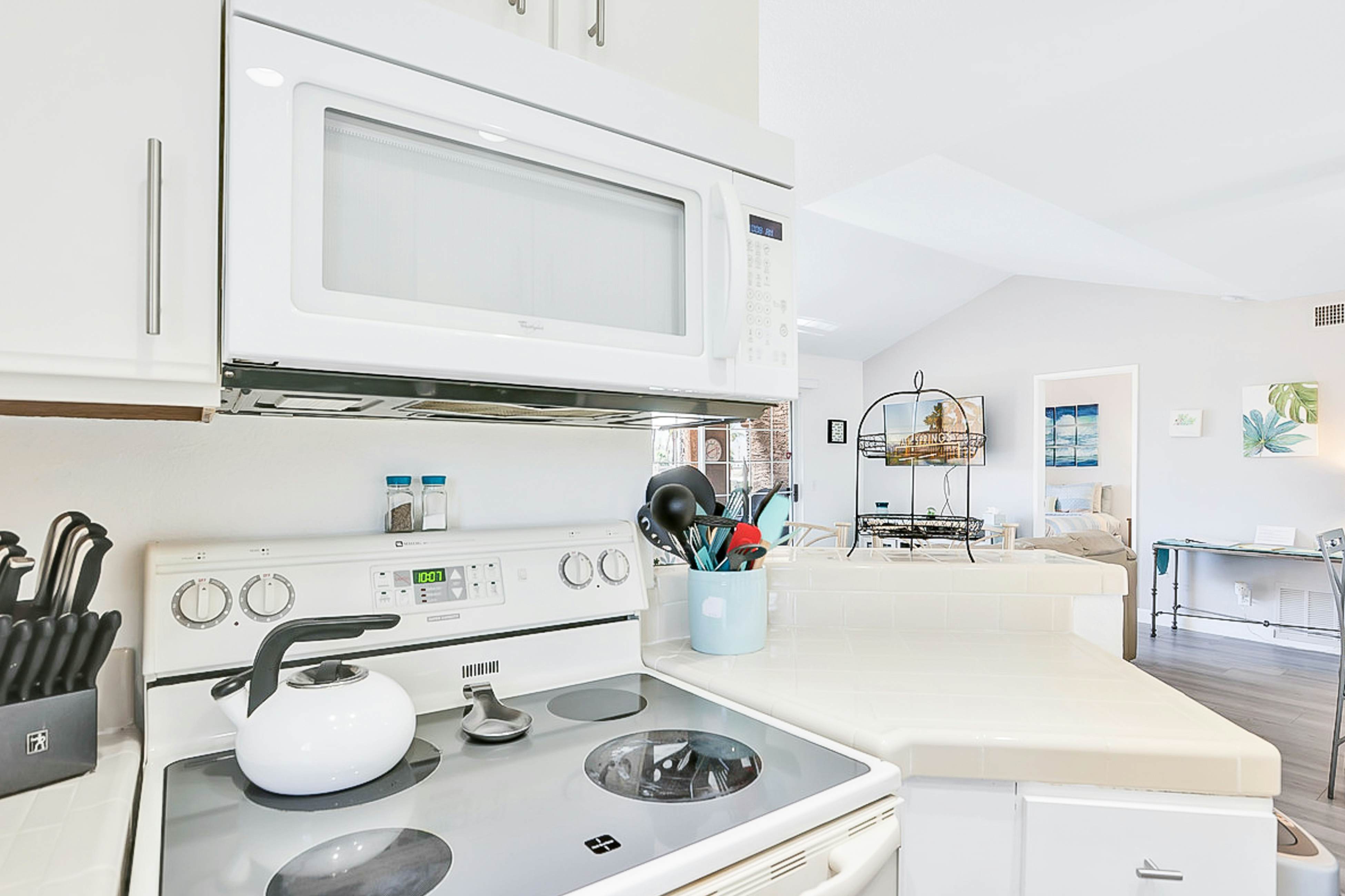 Esprit Vacation Condo 2 BD Palm Springs, CA Vacation Rental Vacasa