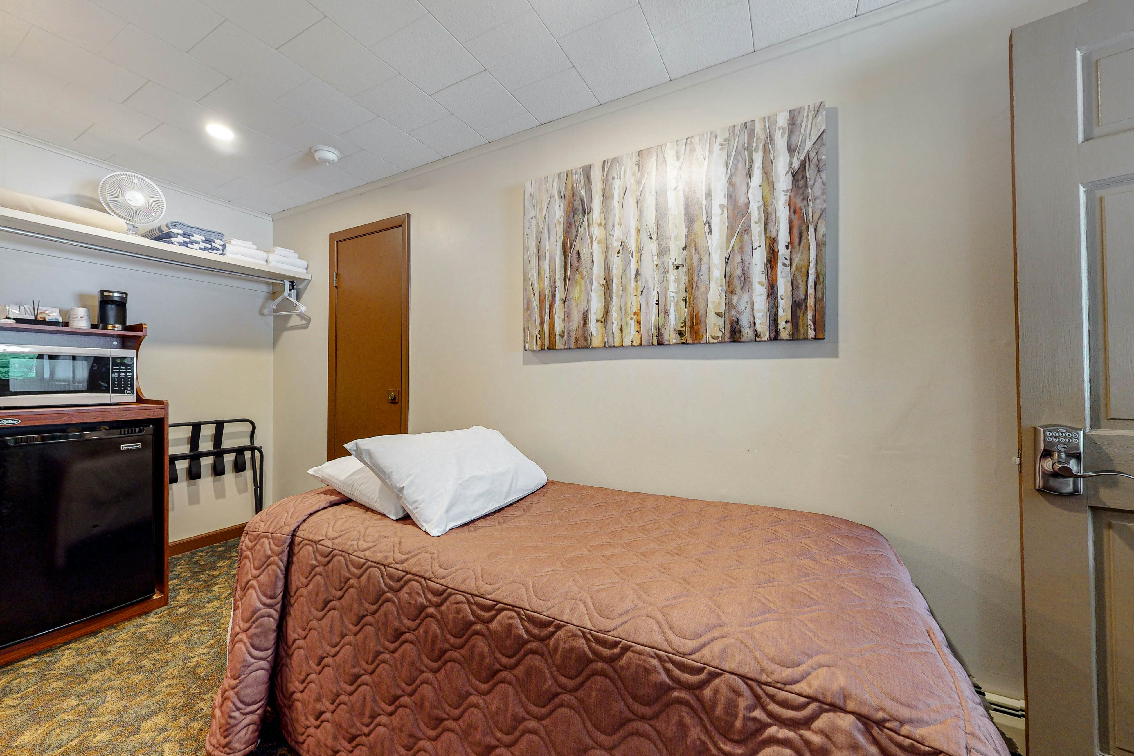 Riverbank Motel Room #4