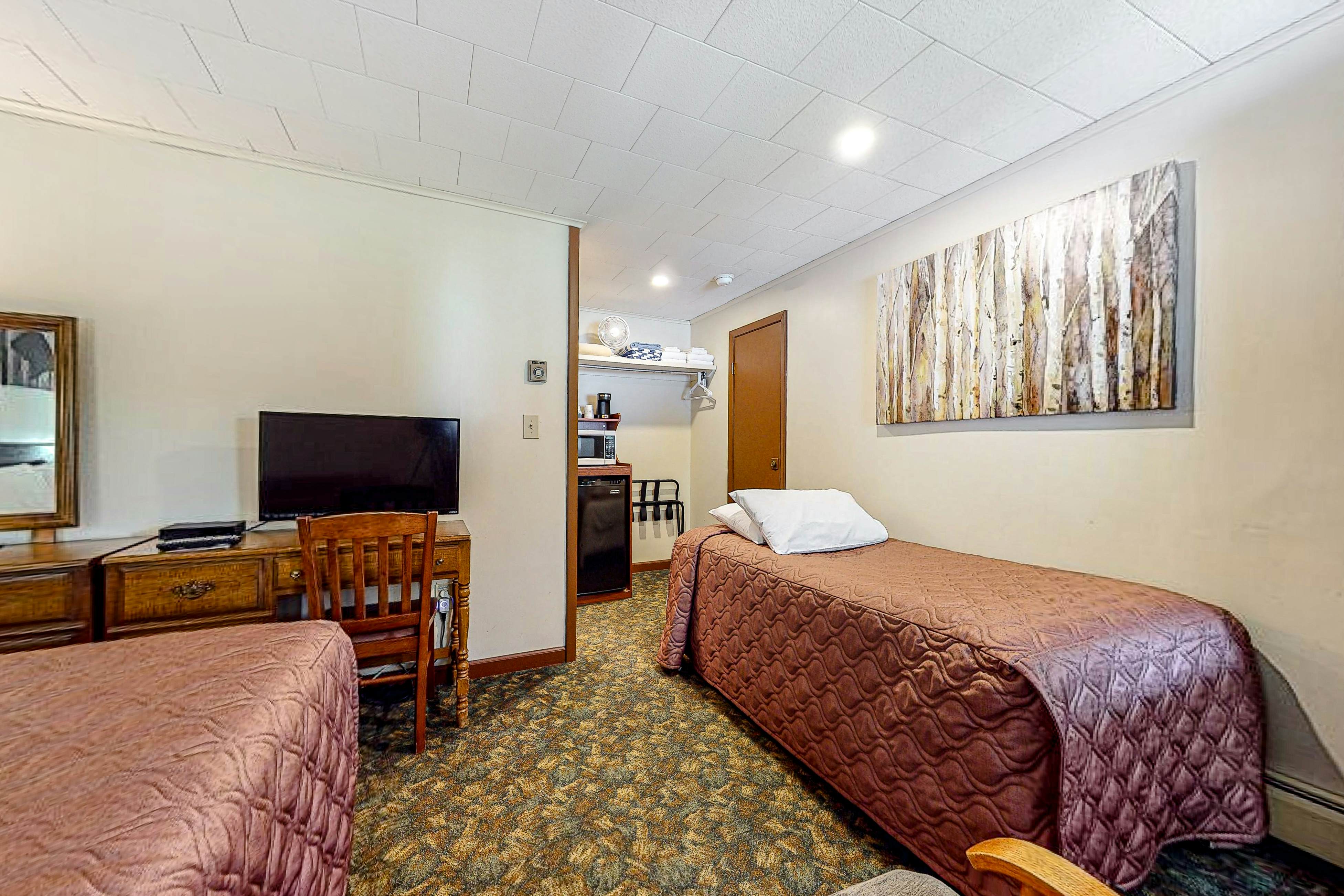 Riverbank Motel Room #4