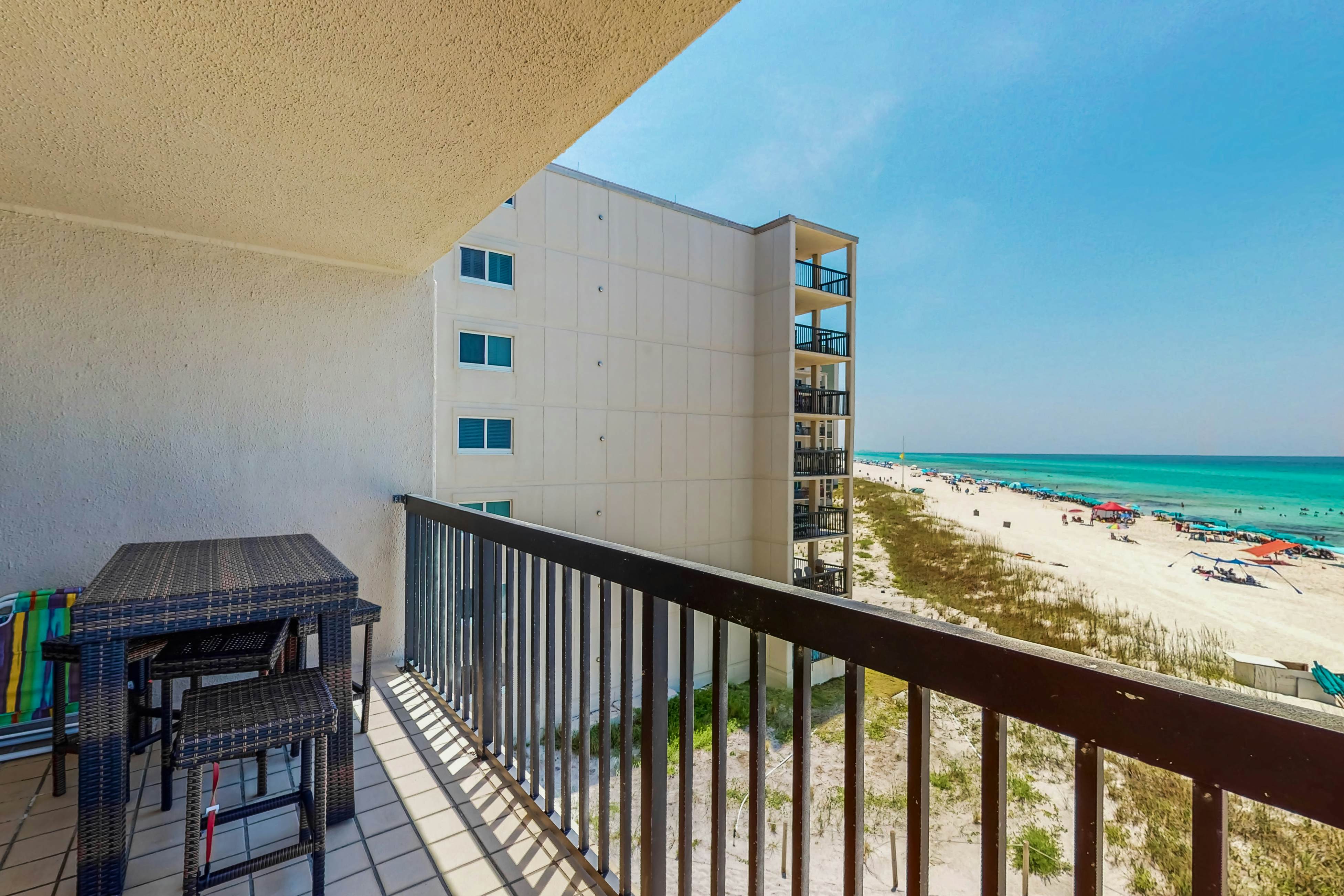 Pinnacle Port C2-404