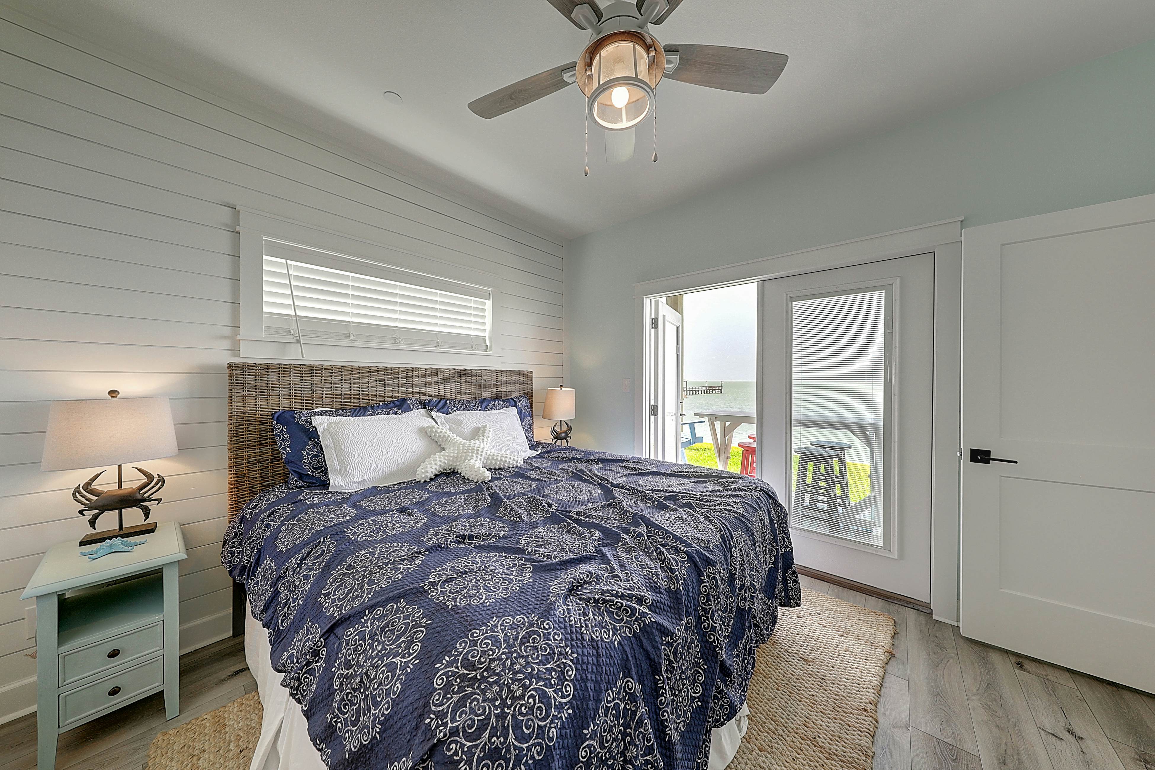 Copano Bay 201 2 BD Rockport, TX Vacation Rental Vacasa