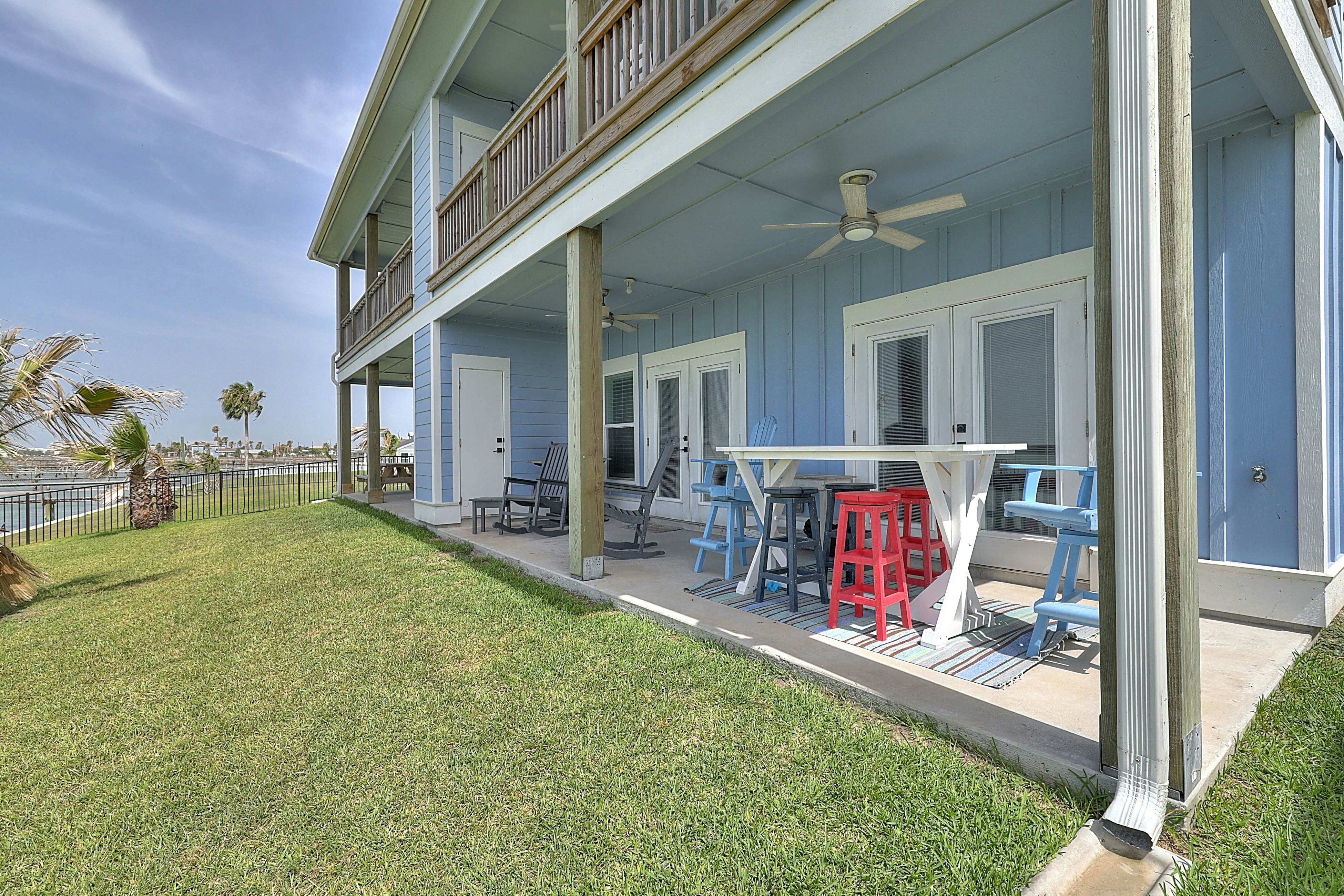Copano Bay 201 2 BD Rockport, TX Vacation Rental Vacasa