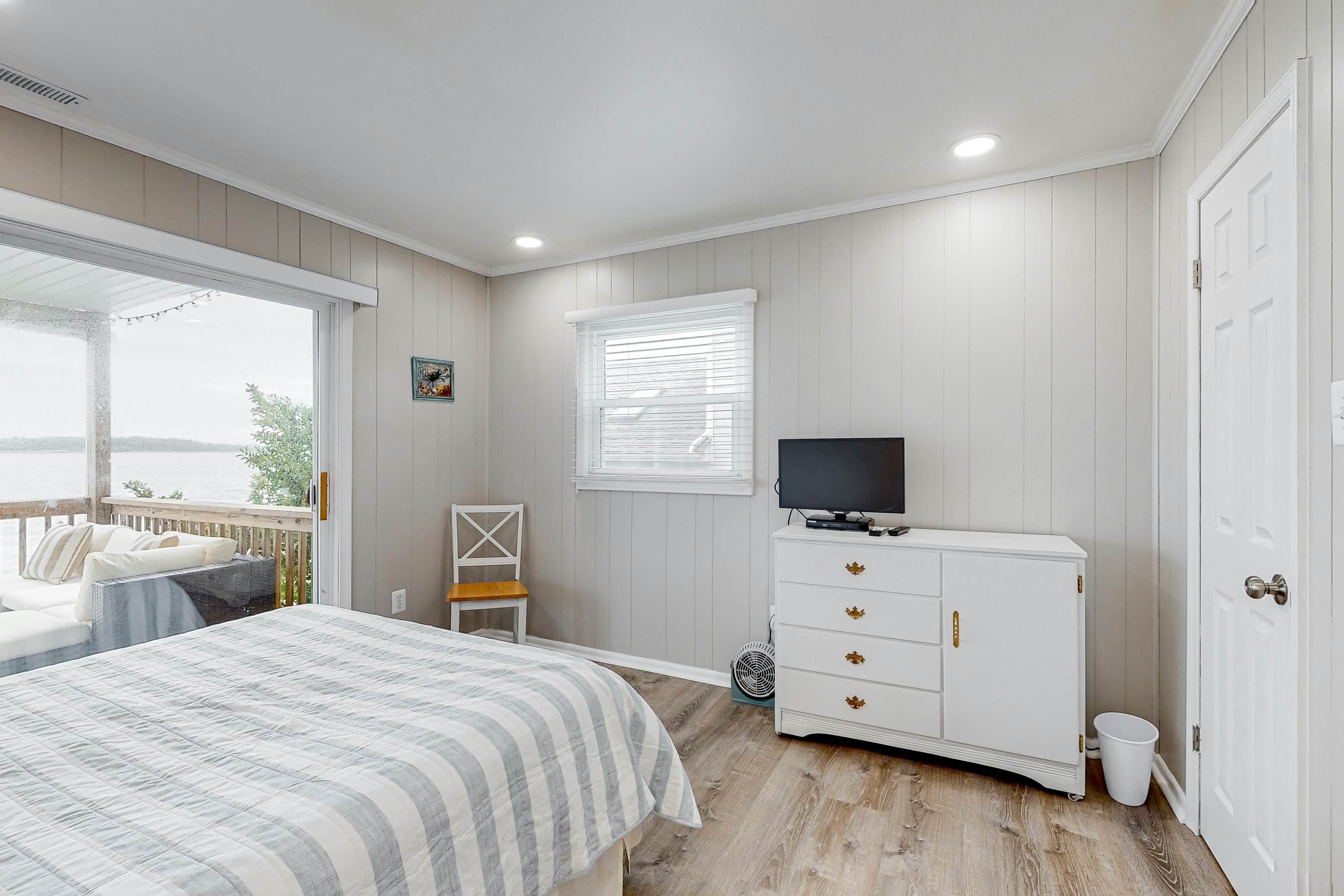 14 Clipper on the Bay