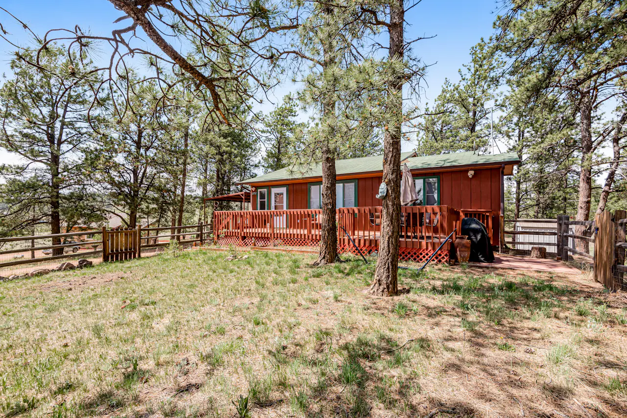 Homestead Haven 3 BD Florissant, CO Vacation Rental Vacasa