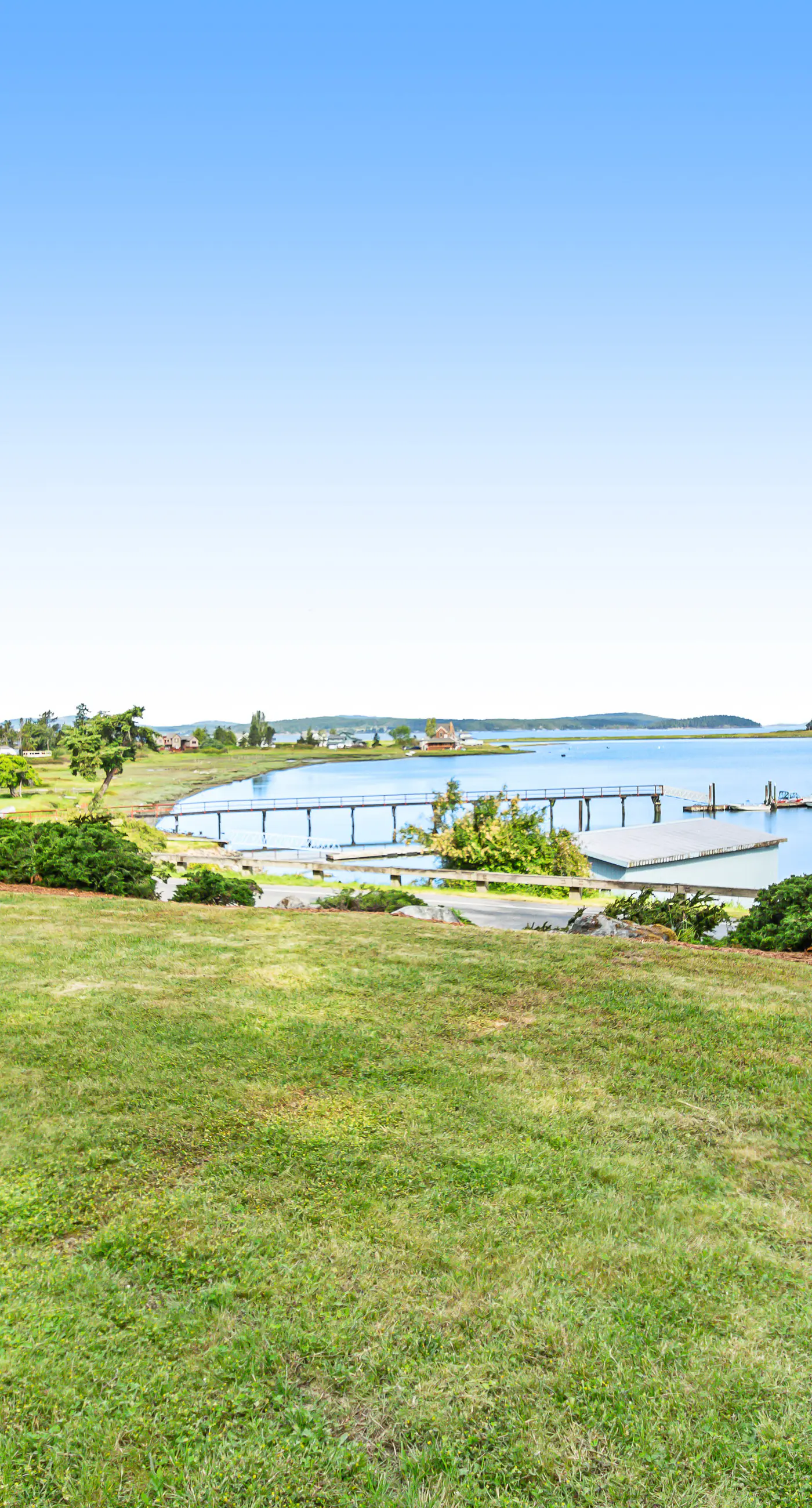 Davis House on the Bay