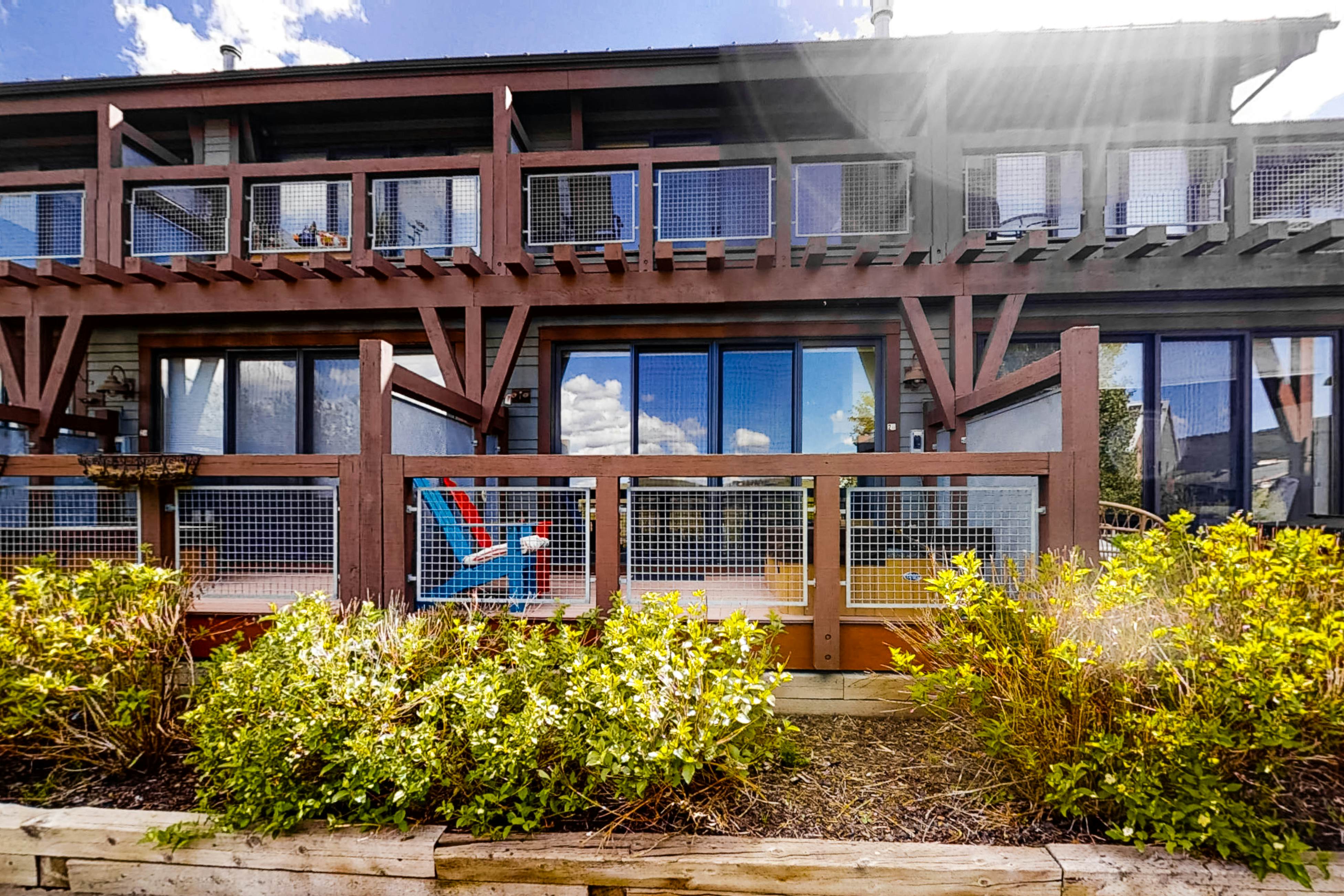 Newpark Townhomes 28