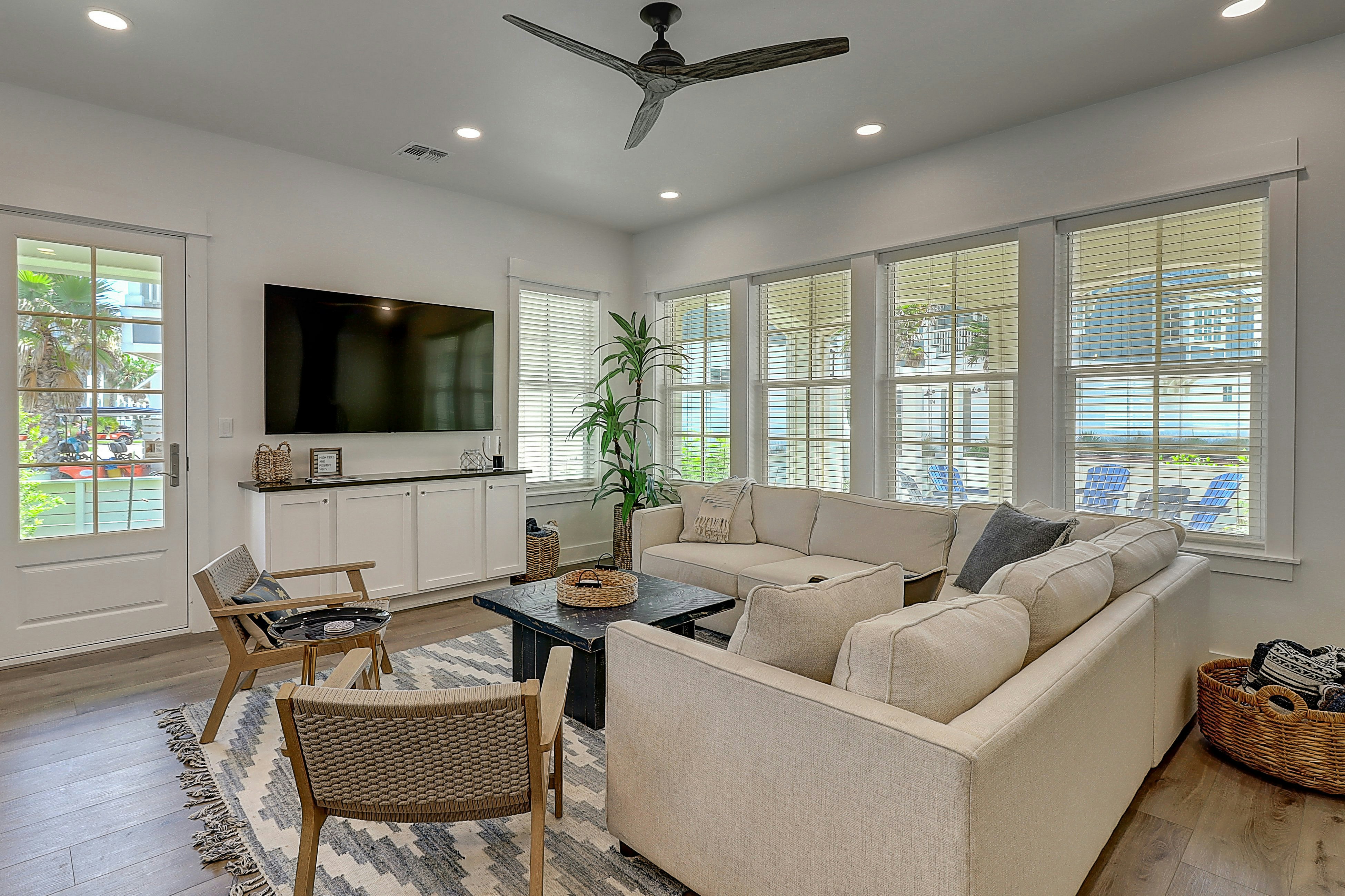 Palmilla Beach - Shore Break