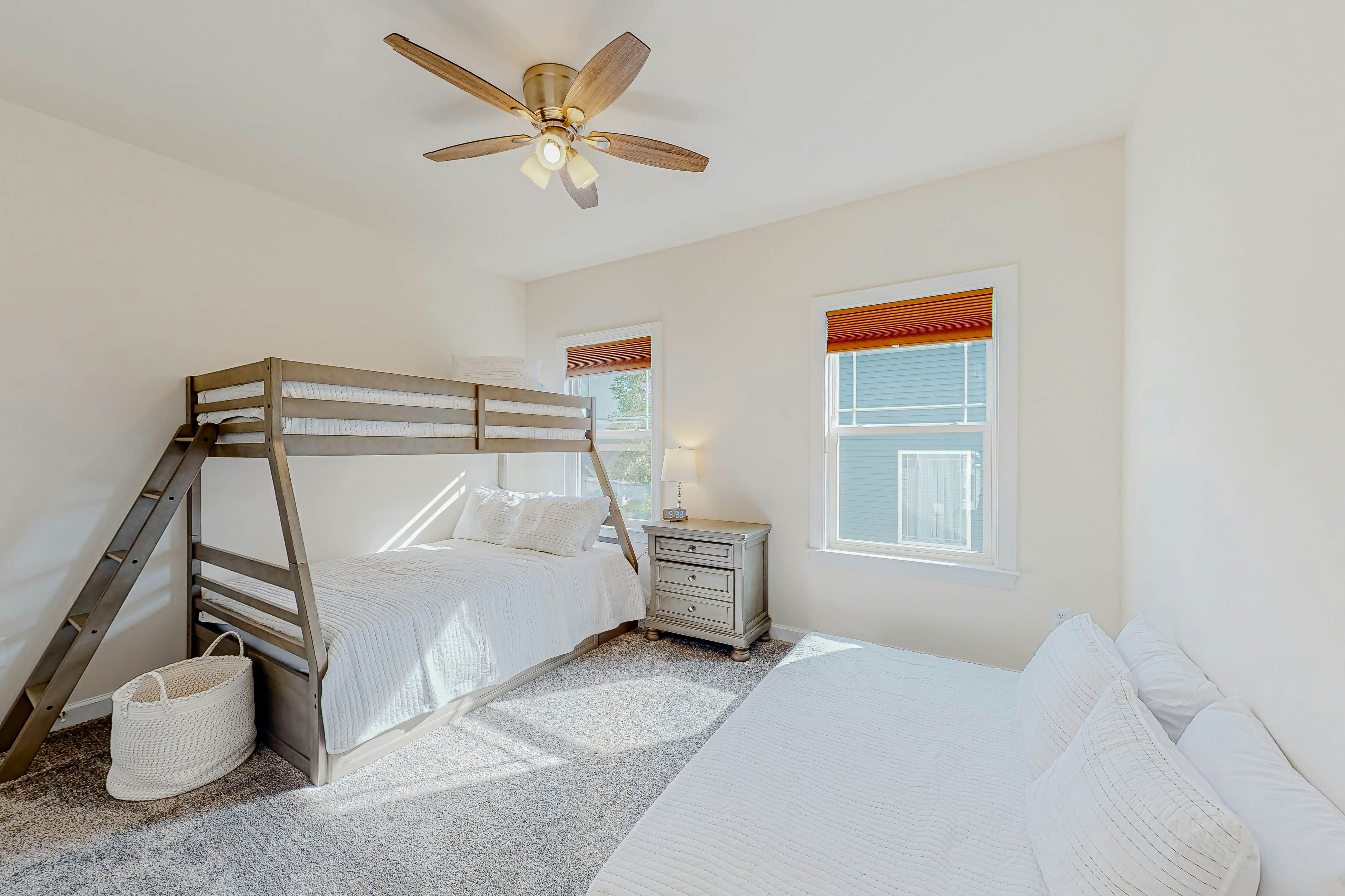 Ocean View Beach Club - 19 Murrells Ct