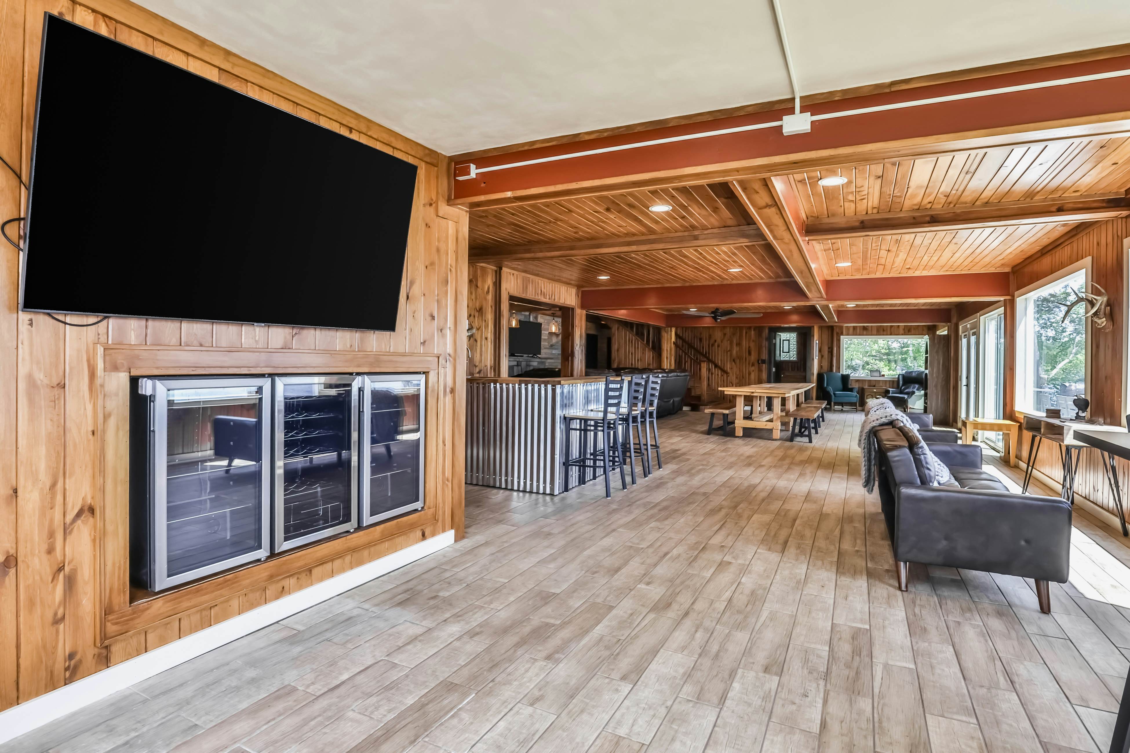 Timber Lodge Retreat 7 BD Rhinelander, WI Vacation Rental Vacasa