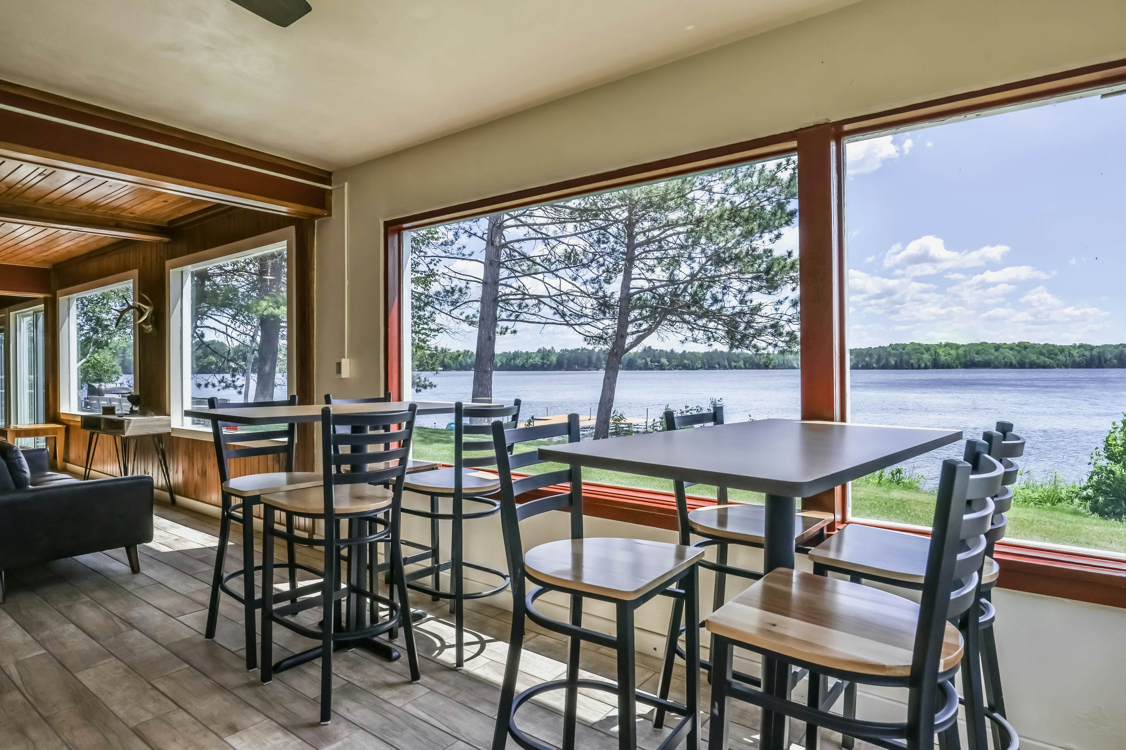 Timber Lodge Retreat 