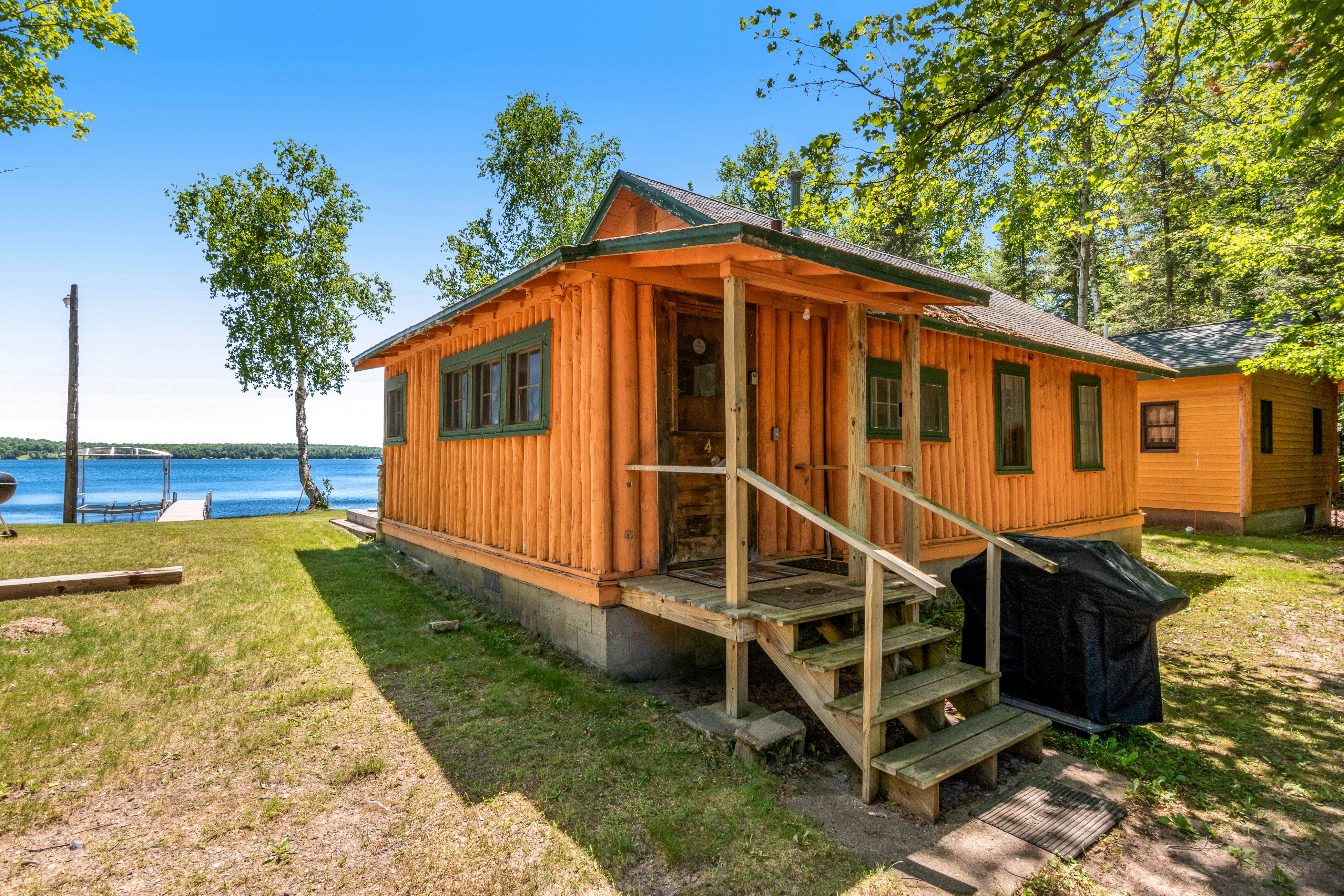 Scott's Twin Lakes Resort - Cabin 4 | 3 BD Conover, WI Vacation Rental ...