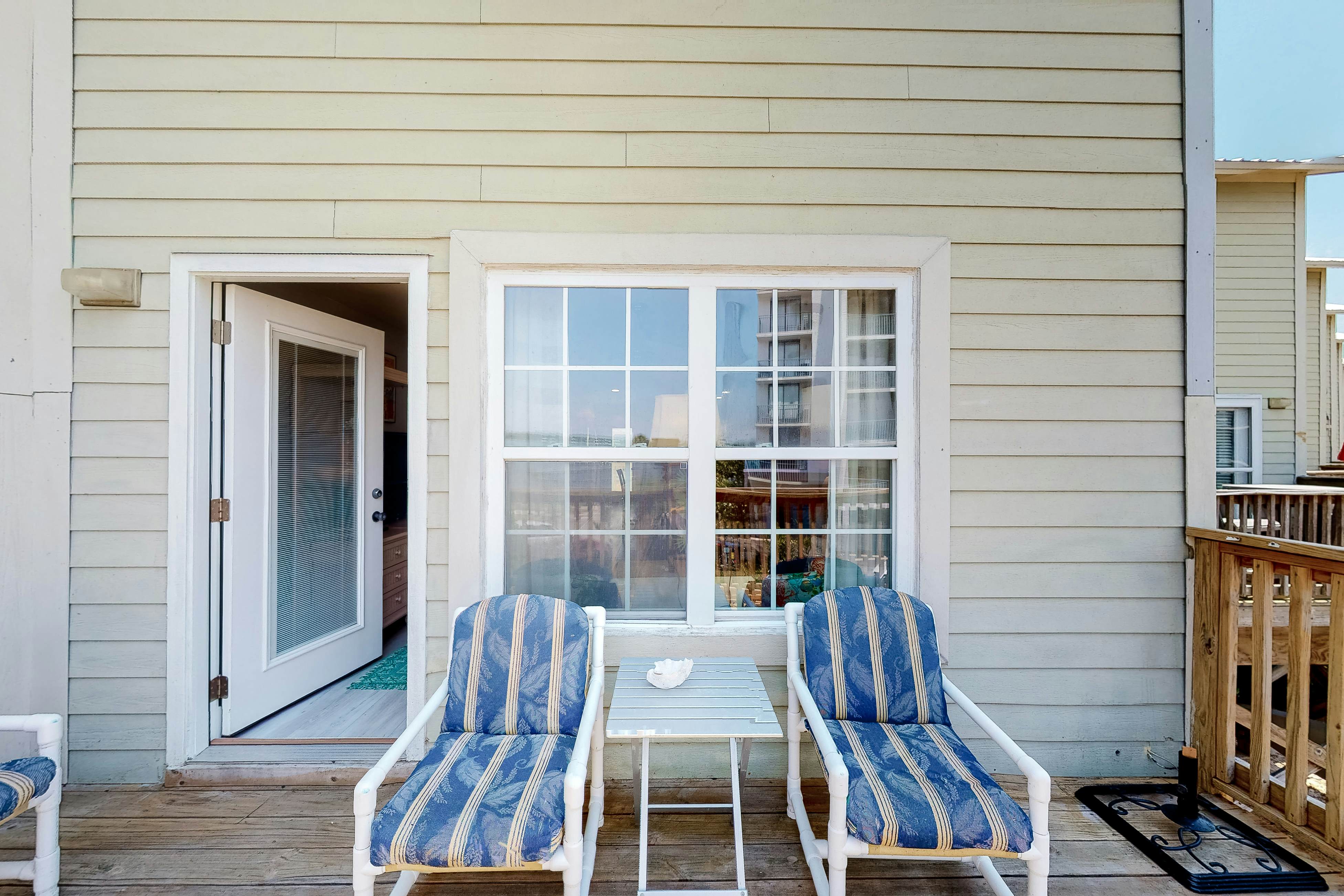 Crow's Nest B9 Alabama Dream 2 BD Gulf Shores, AL Vacation Rental