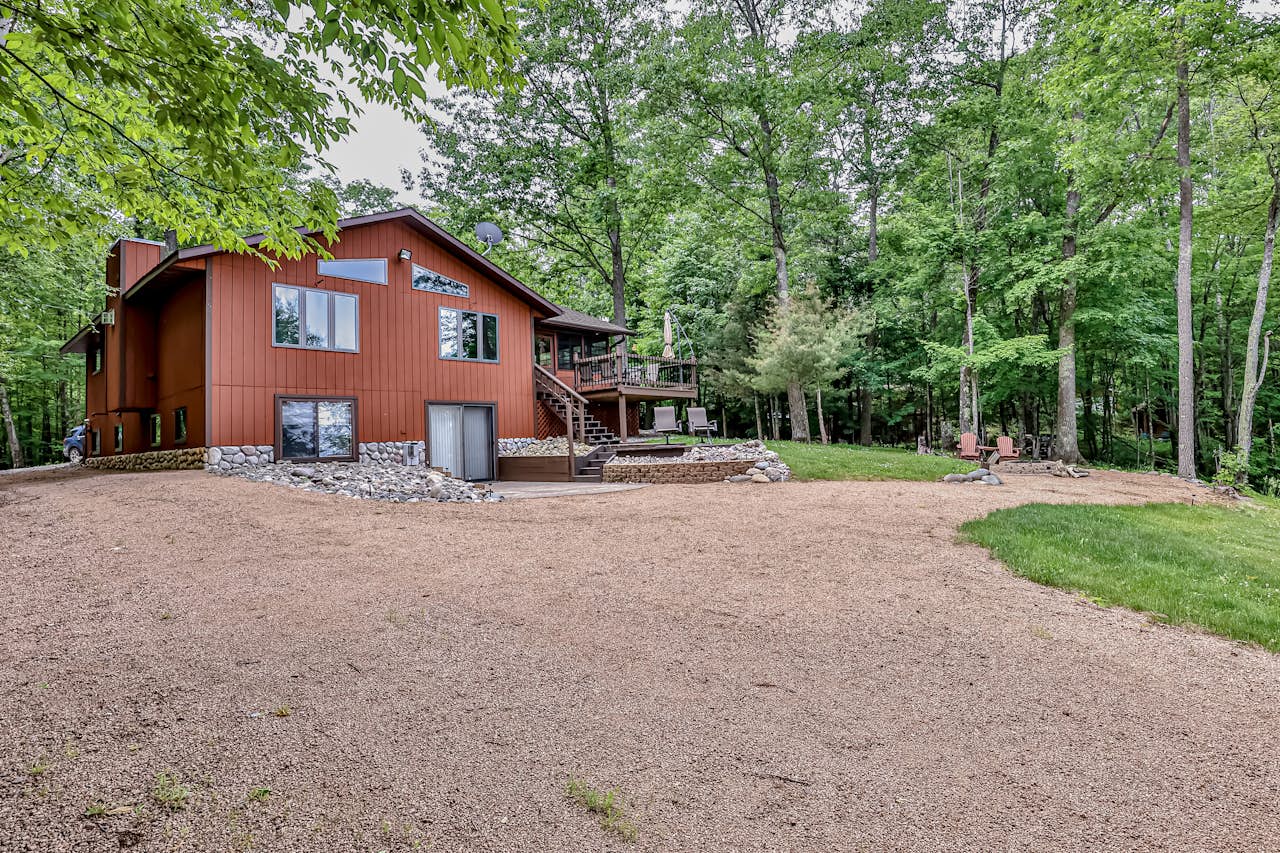 Clear Water Lakefront Retreat 3 BD Lac Du Flambeau, WI Vacation