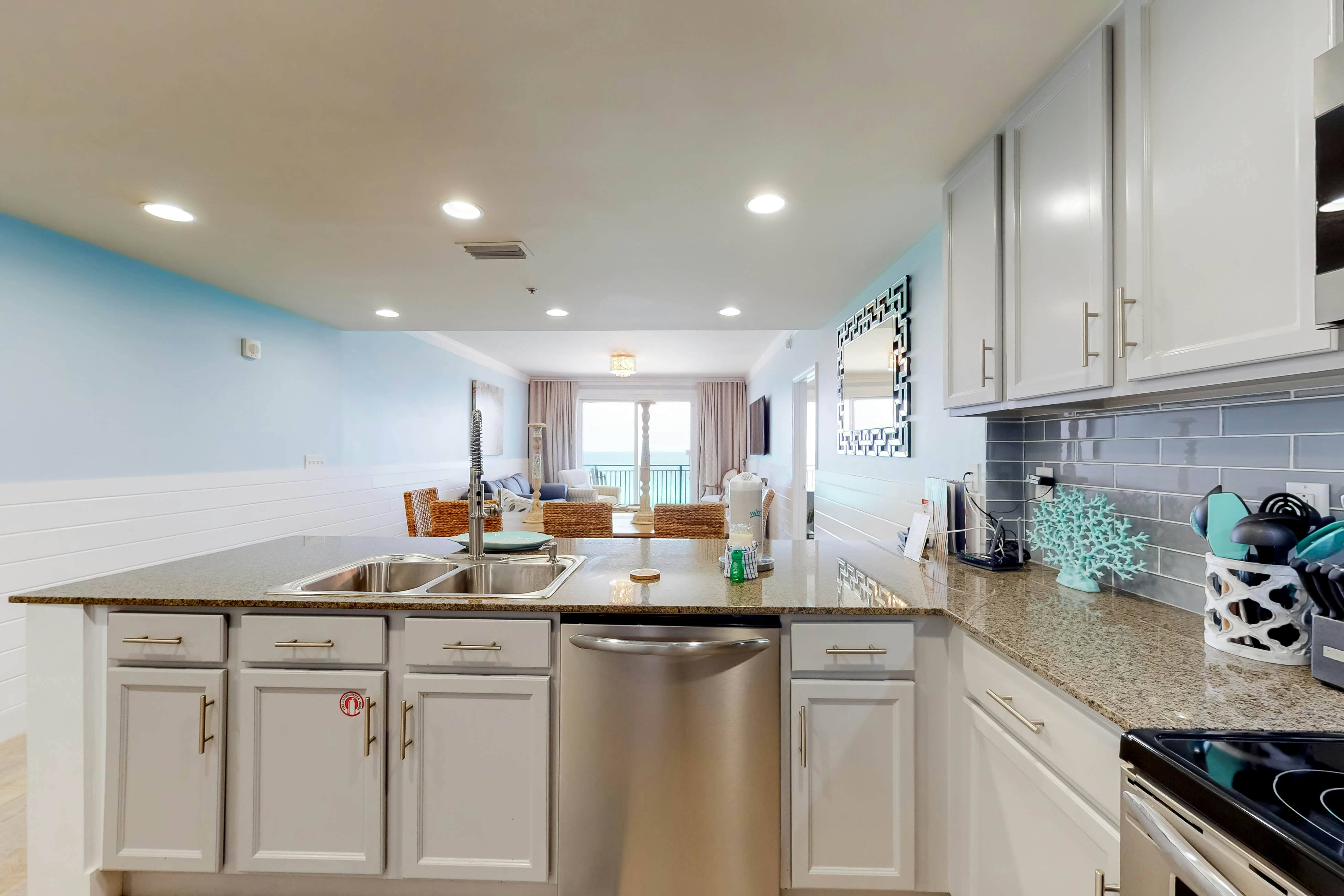 Sterling Breeze 707 Beachside Paradise