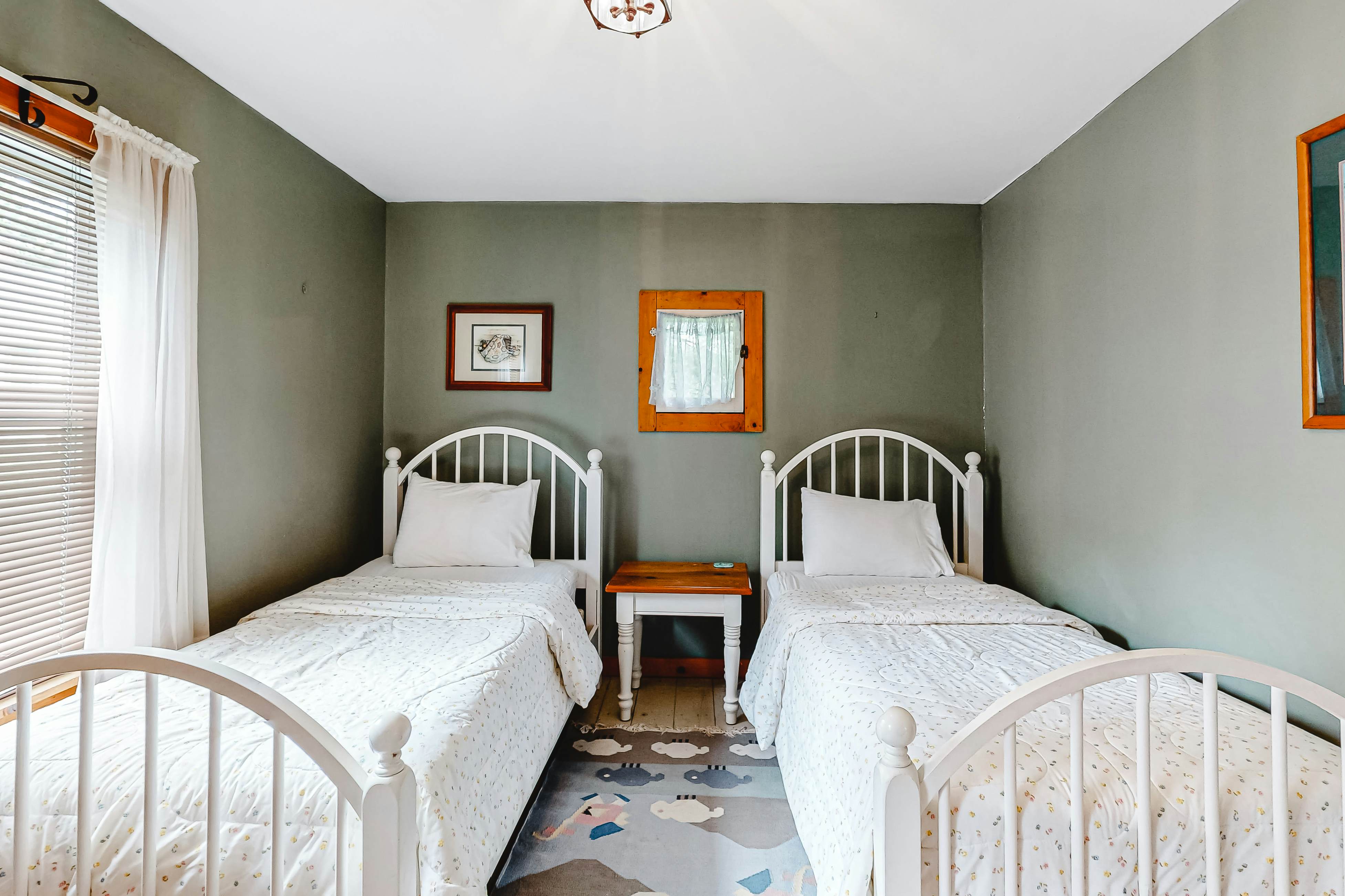 Lake Side 2 2 BD Poultney, VT Vacation Rental Vacasa