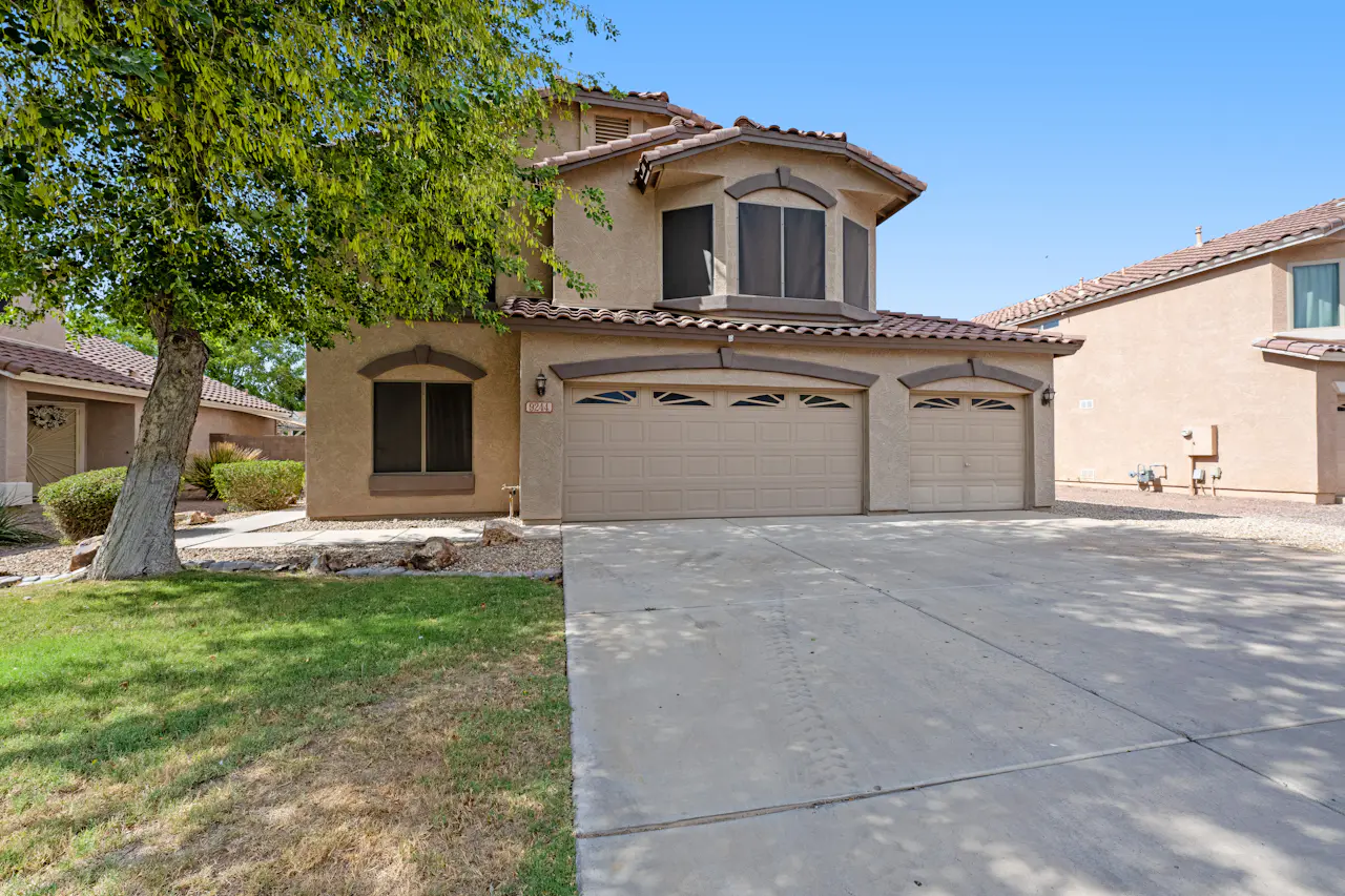 Desert Dazzle 4 BD Peoria, AZ Vacation Rental Vacasa