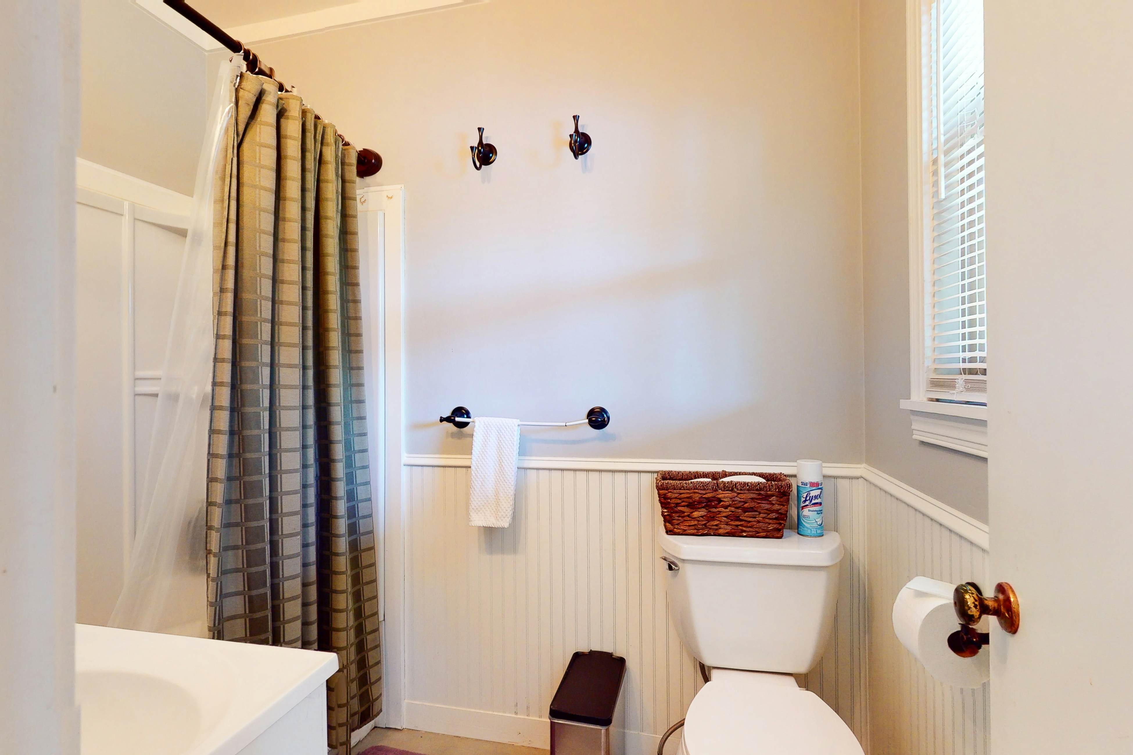 On The Lake - Main House