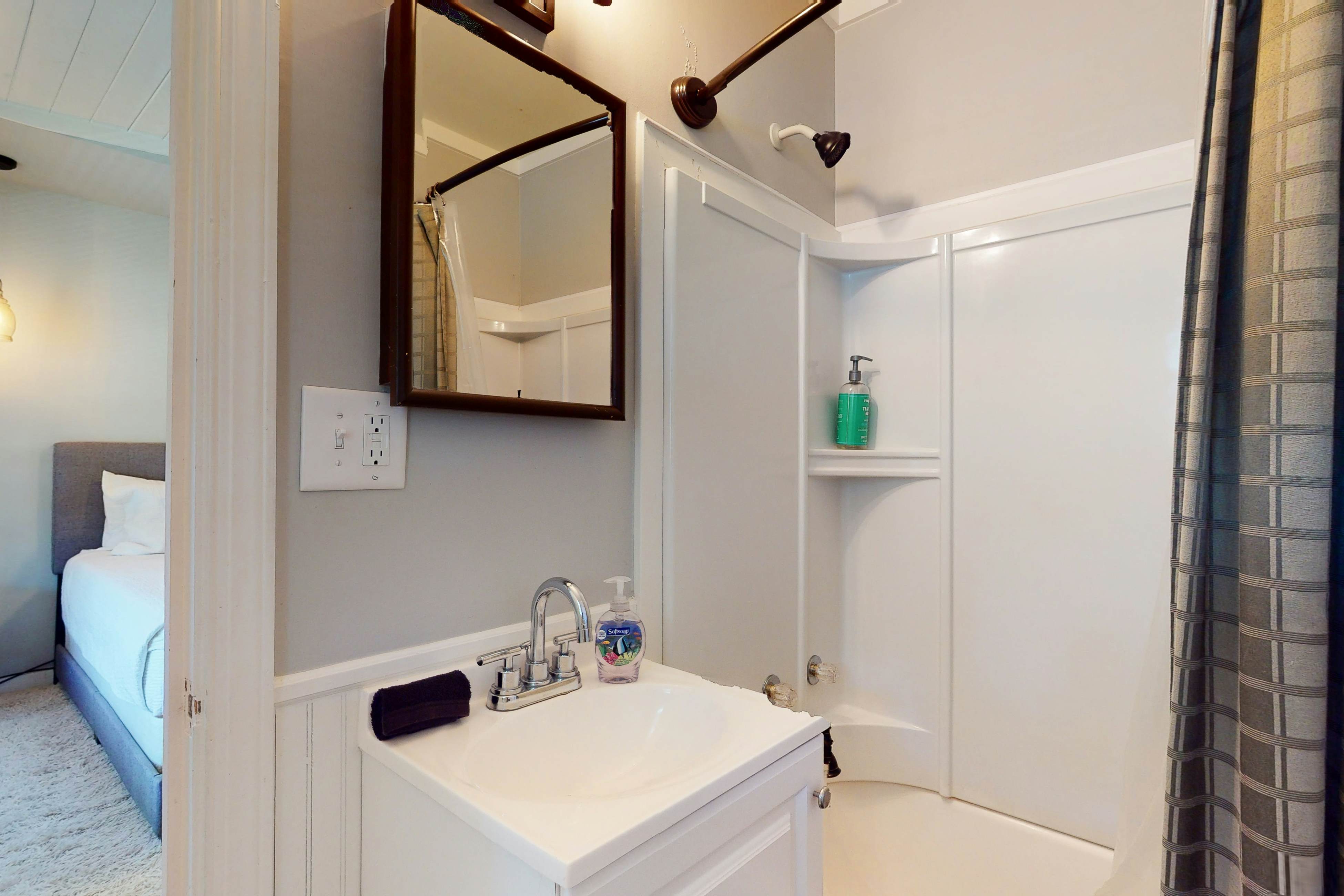 On The Lake - Main House