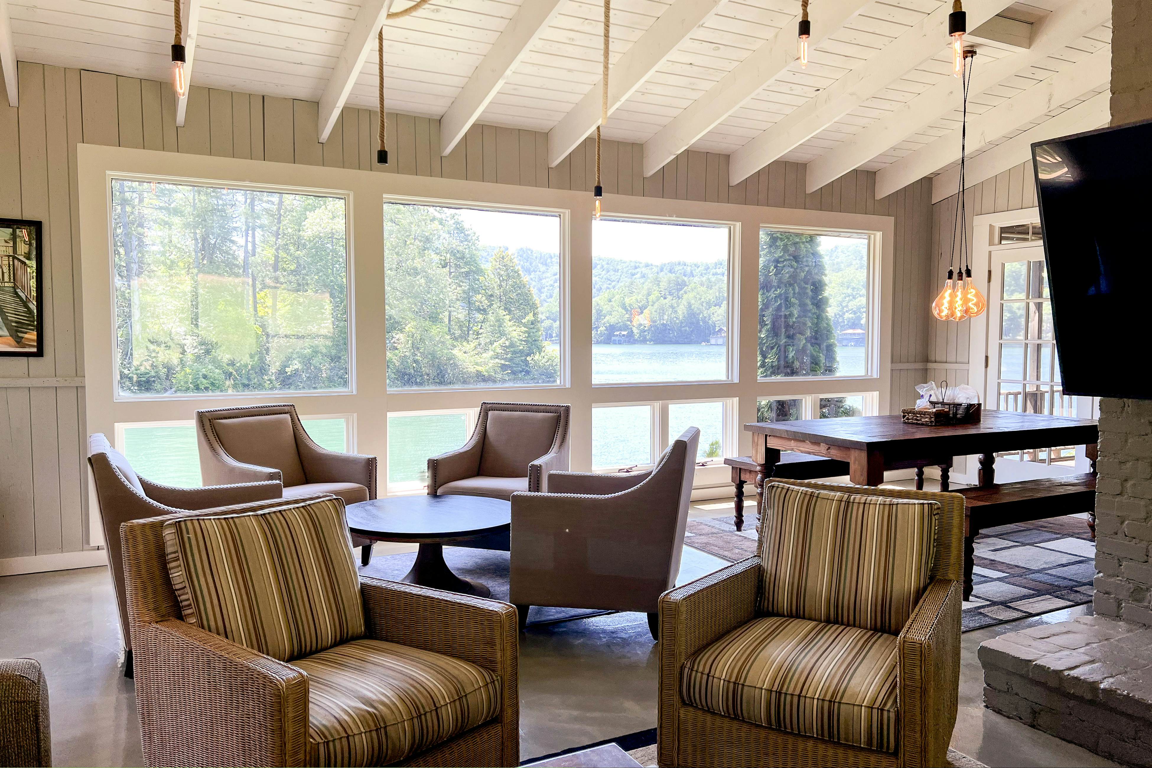 On The Lake - Main House