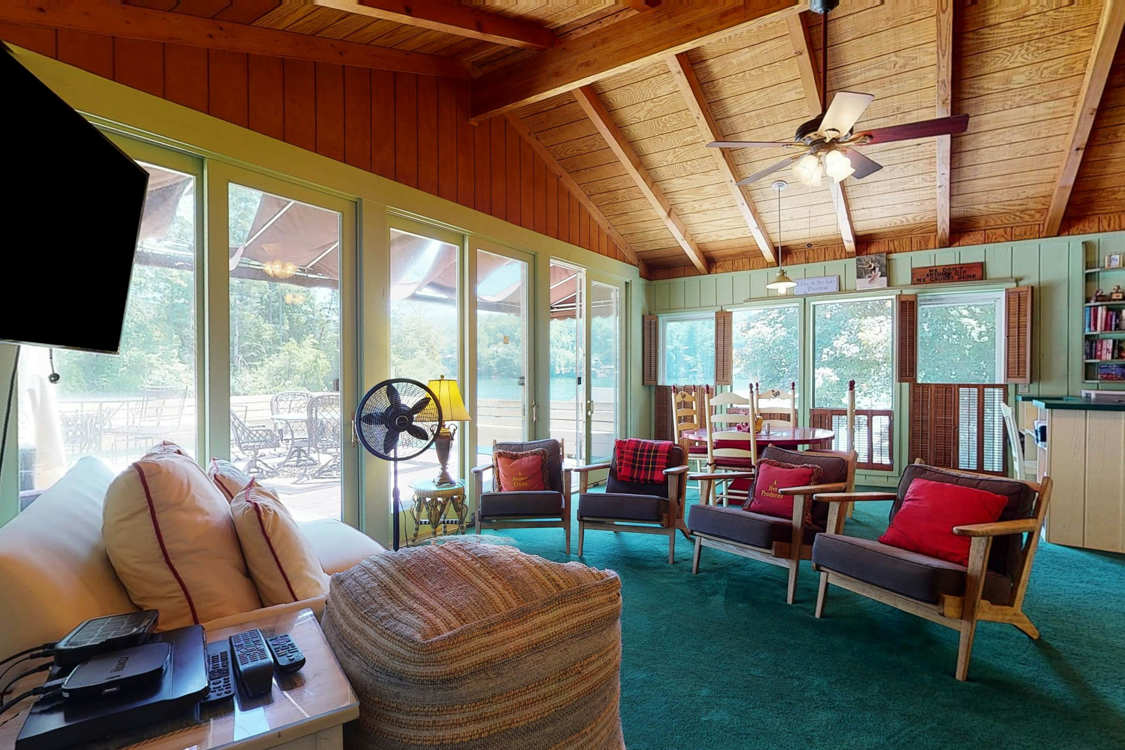 On The Lake - Guest House