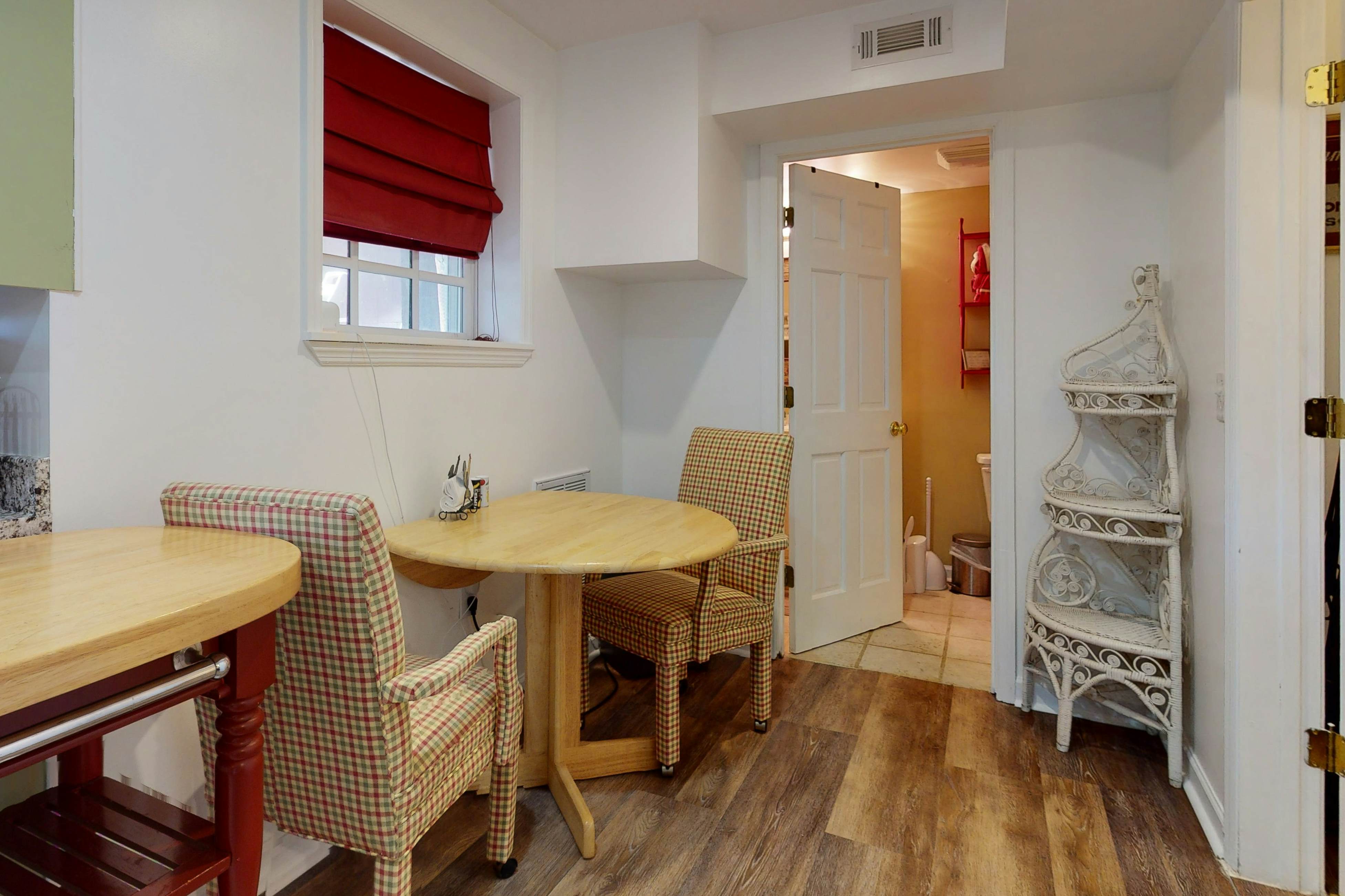 On The Lake - Guest House