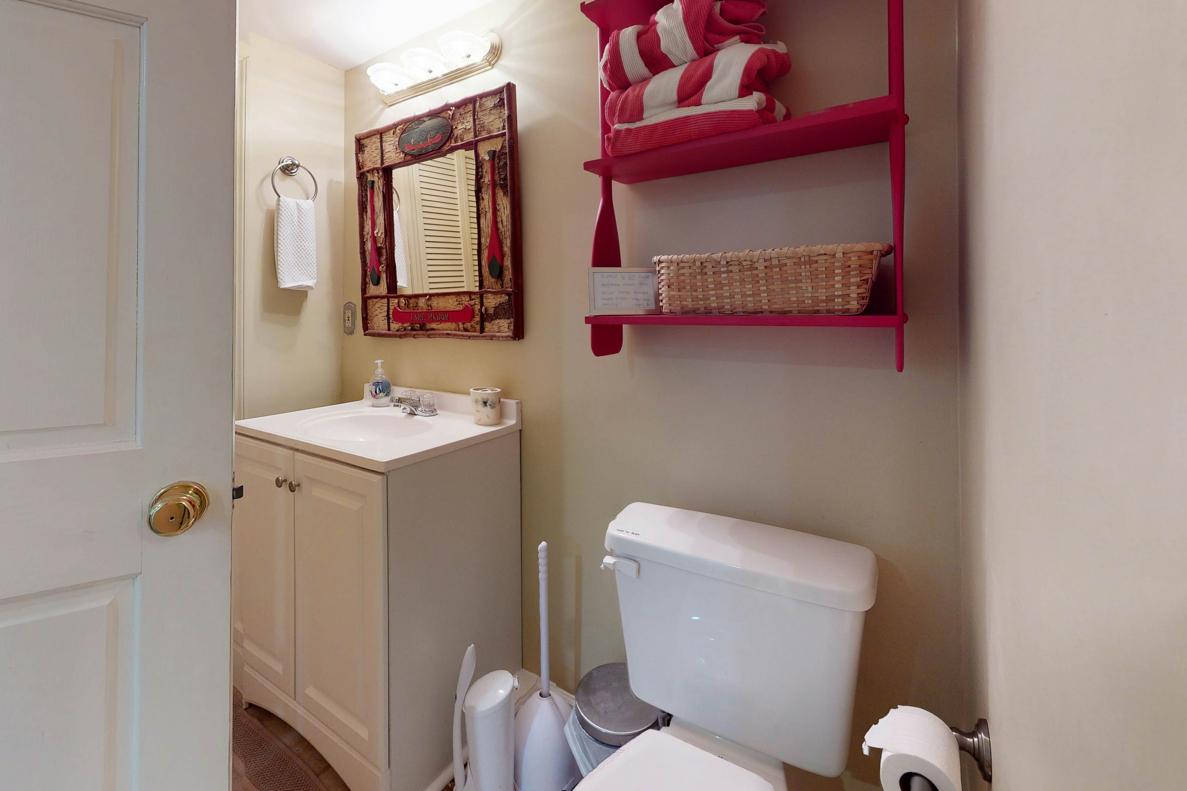 On The Lake - Guest House