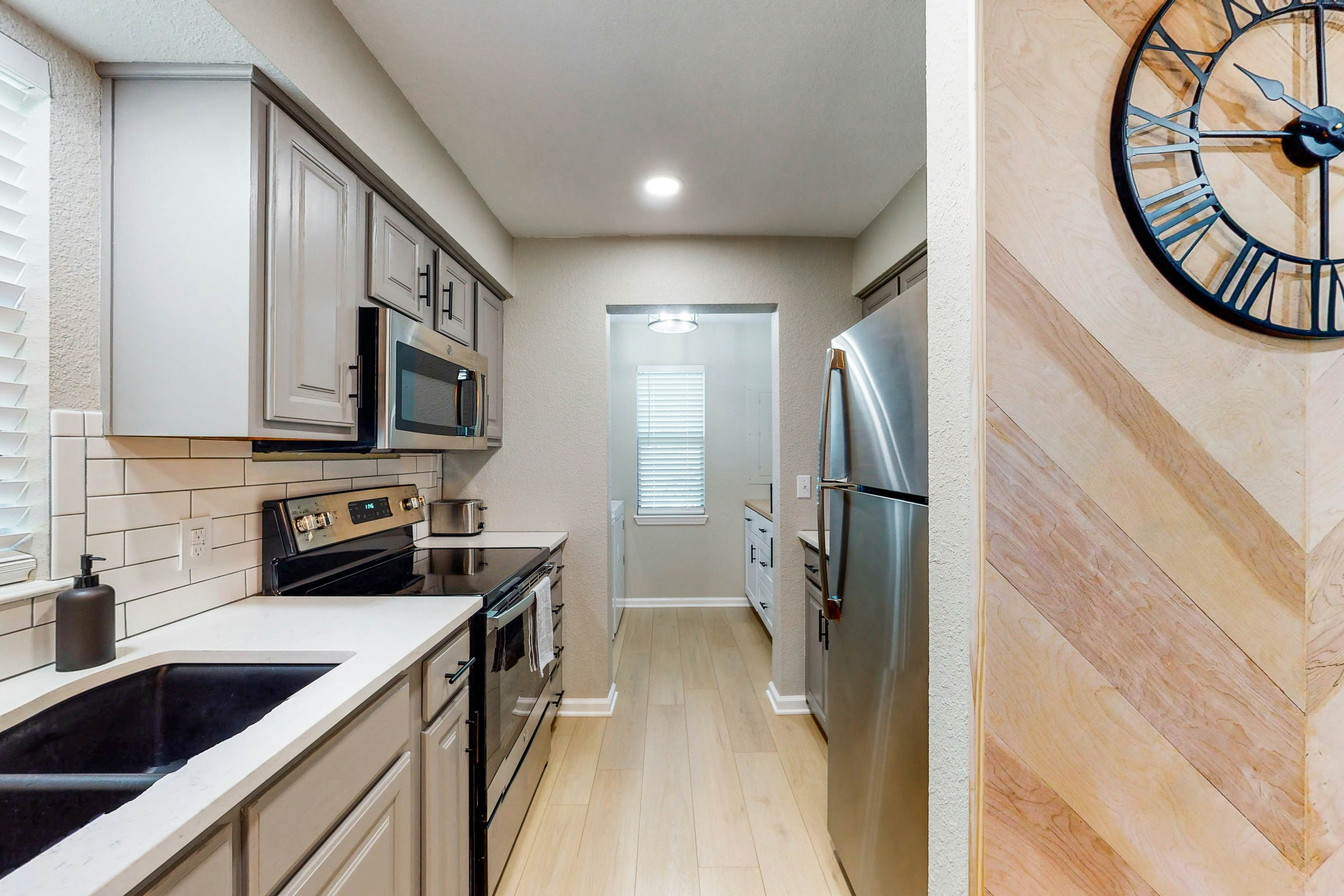 Paradise Pointe Royale