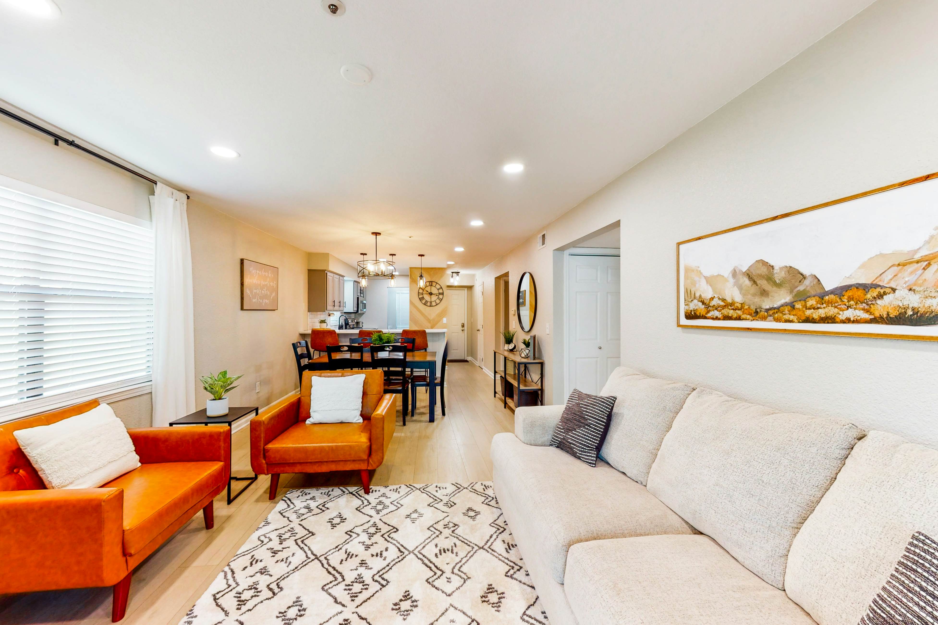 Paradise Pointe Royale