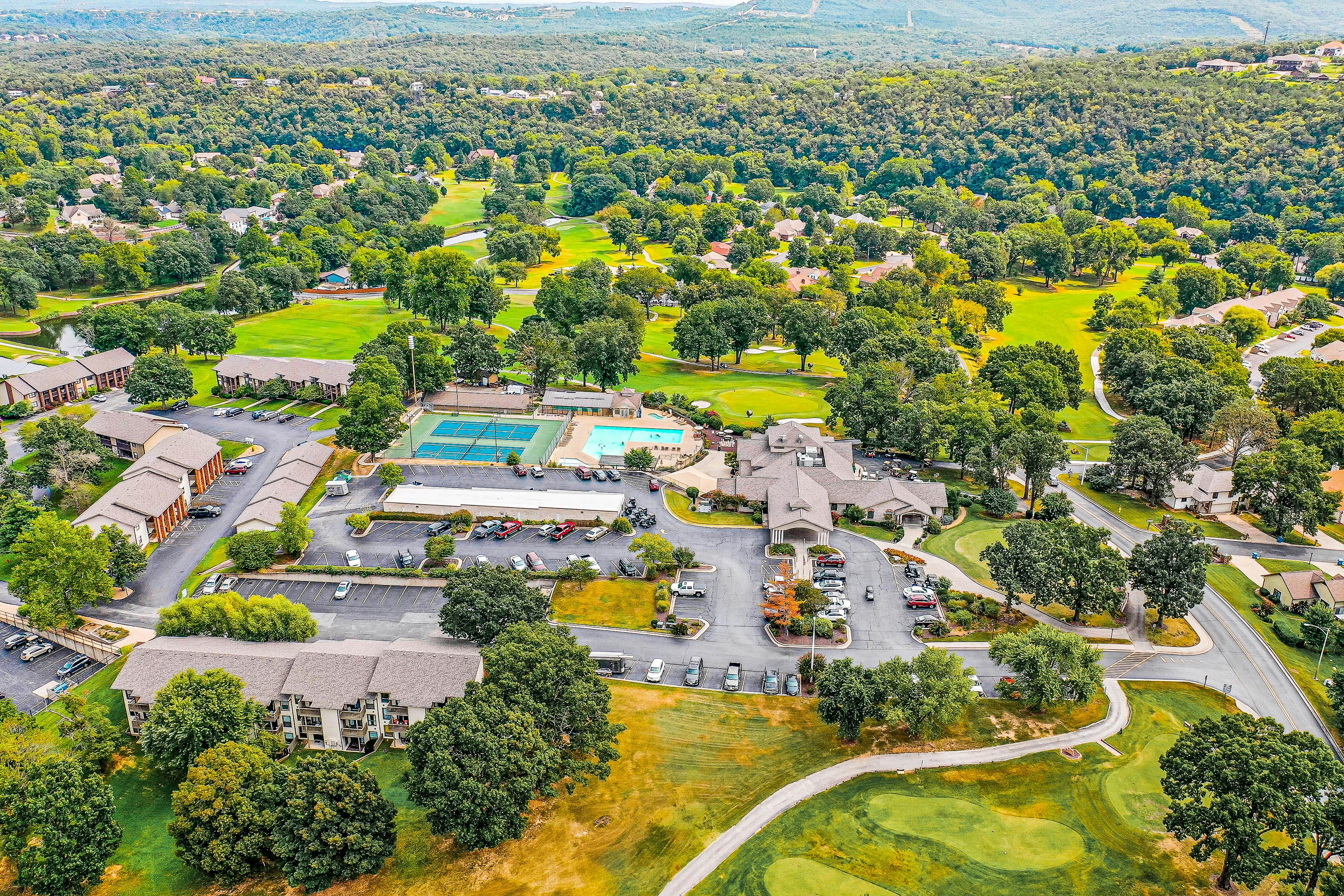 Paradise Pointe Royale